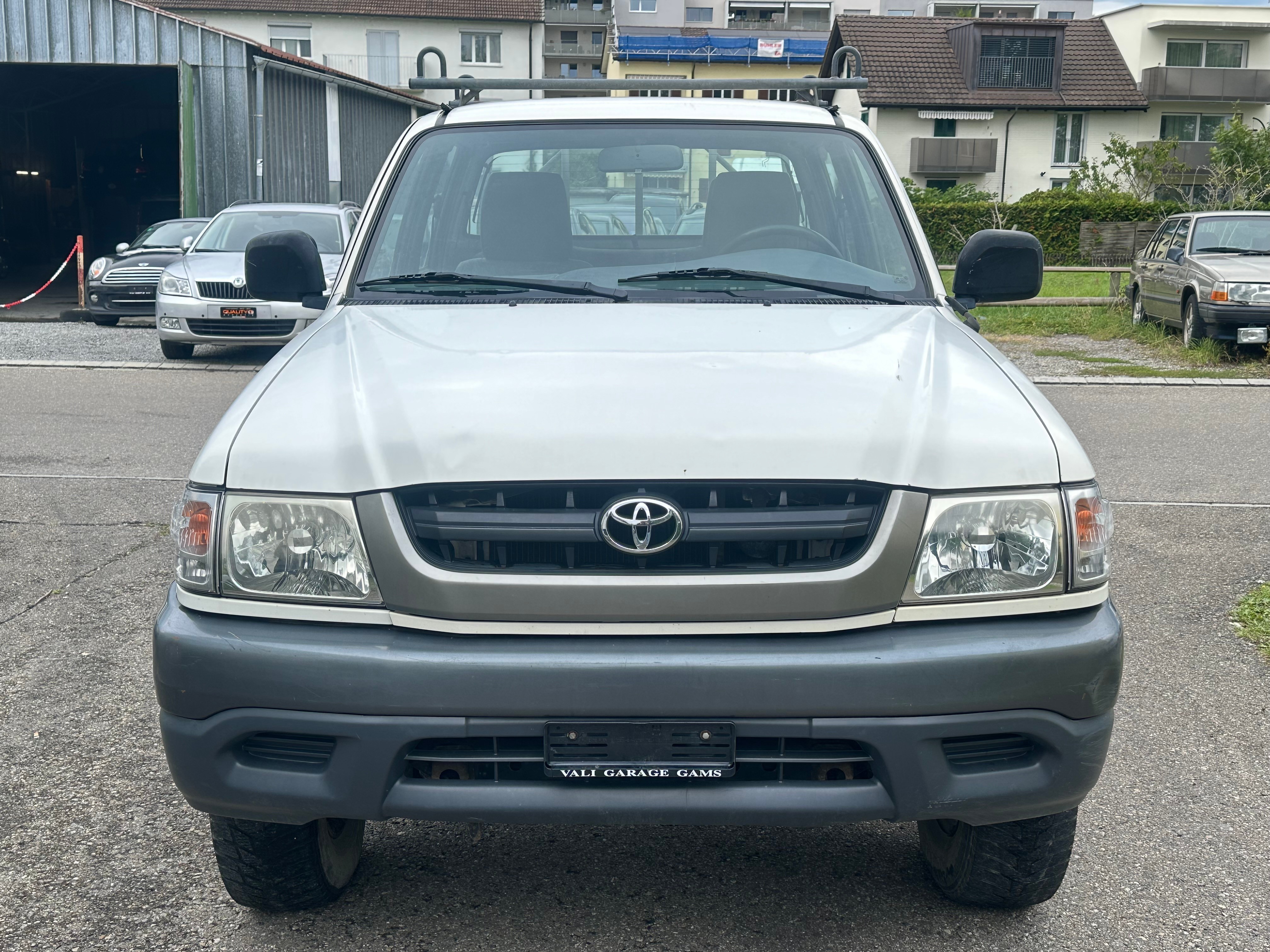 TOYOTA Hilux 4x4 2.5 D-4D SR5