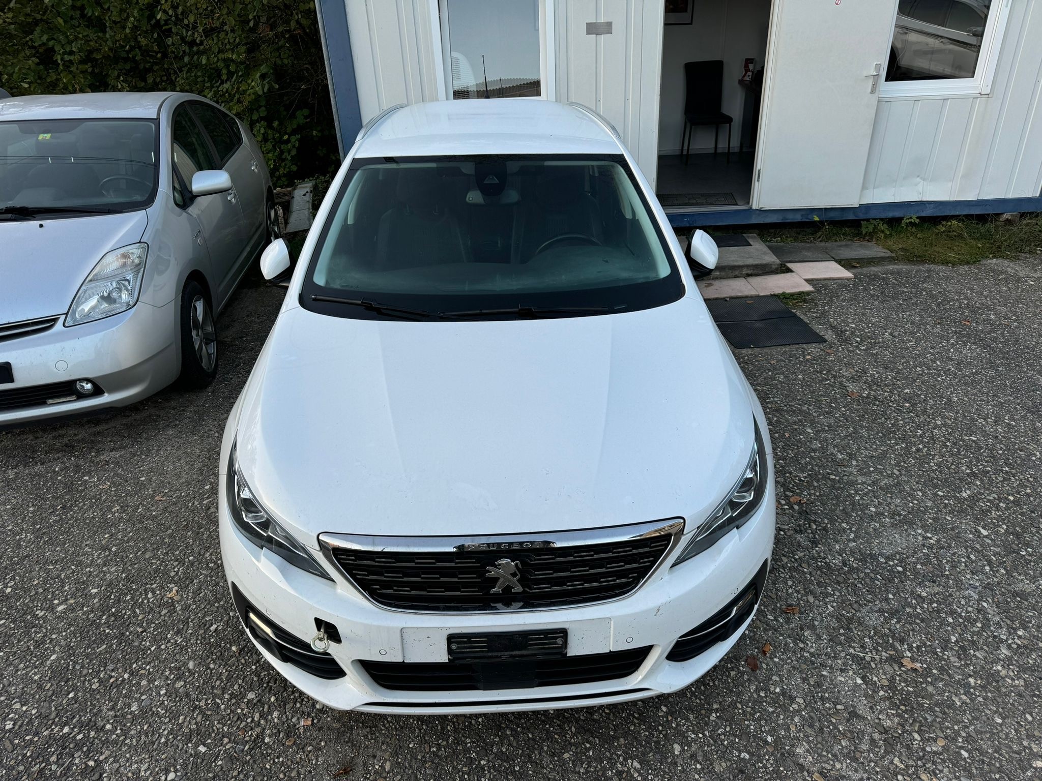 PEUGEOT 308 SW 1.5 BlueHDI Tech Edition EAT8