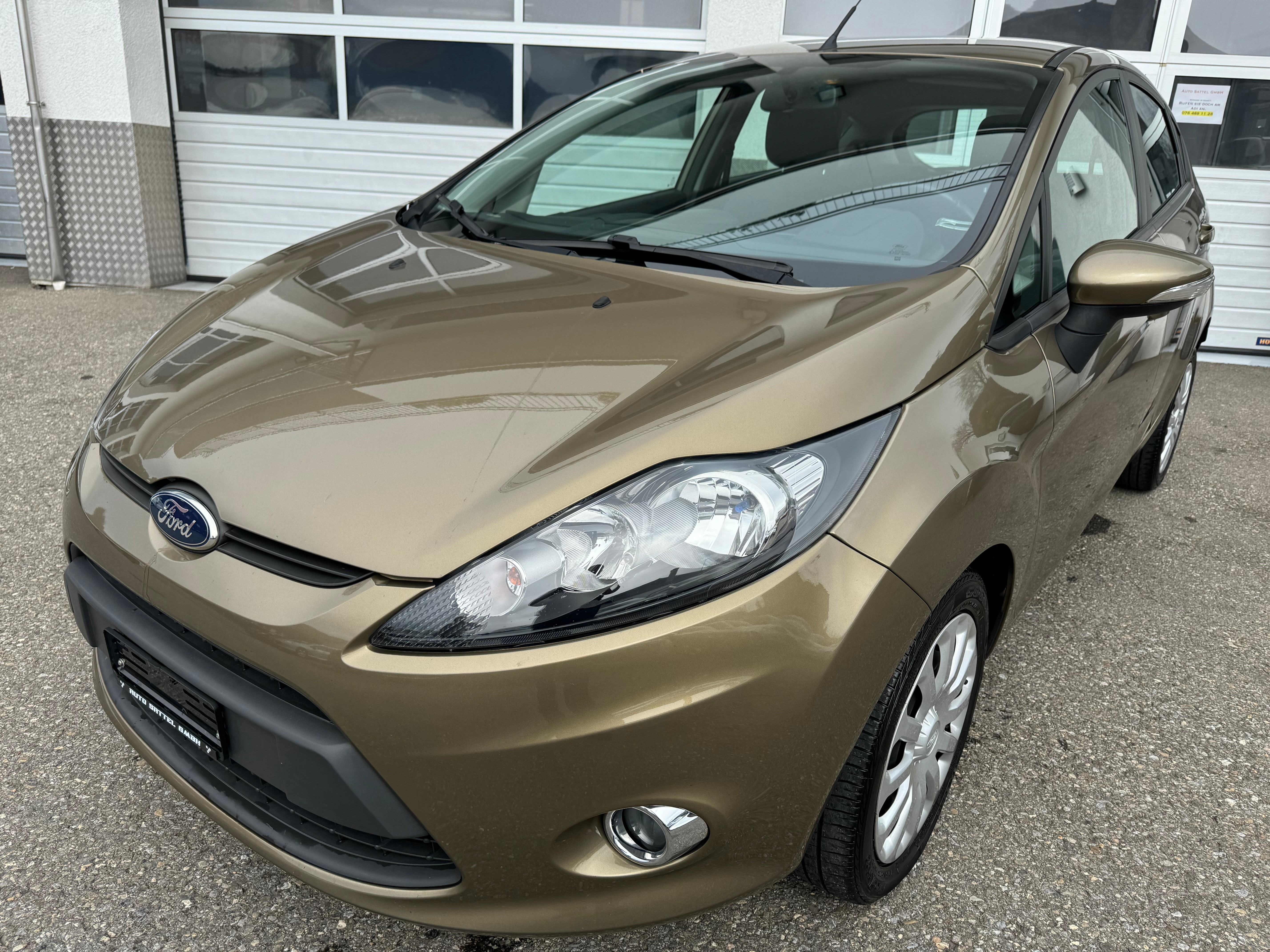 FORD Fiesta 1.4 16V Trend