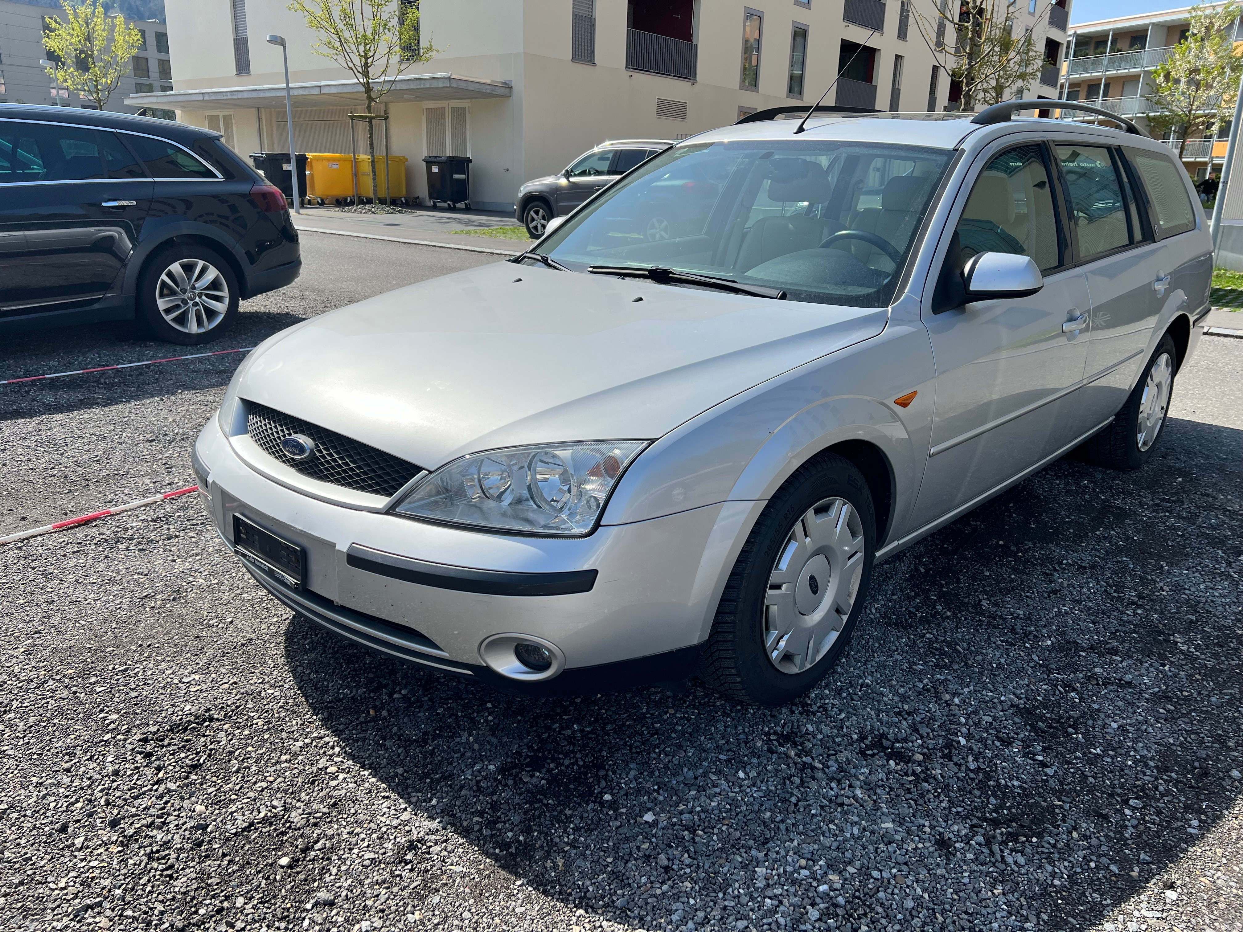 FORD Mondeo 2.0i 16V Trend