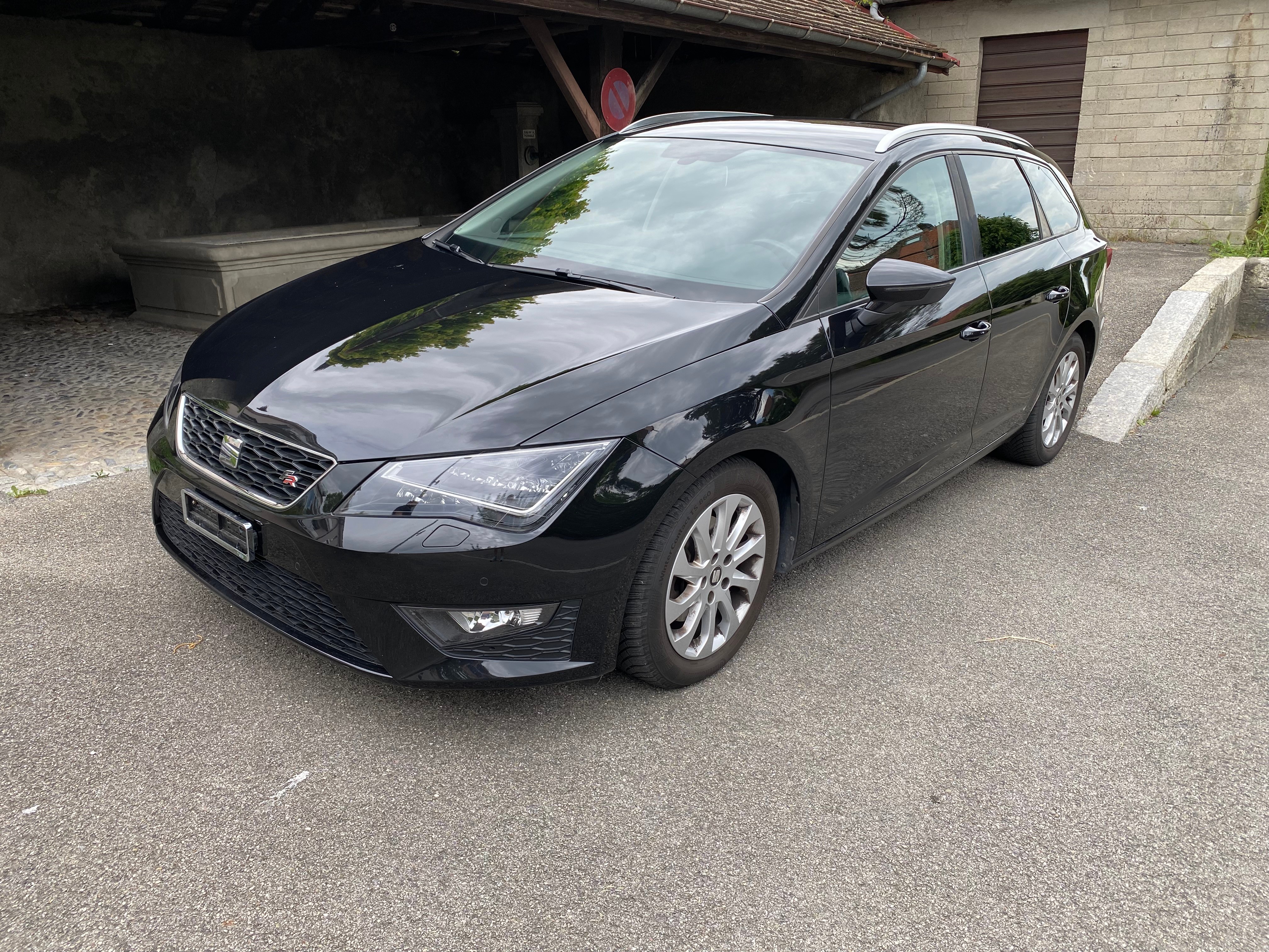 SEAT Leon ST 2.0 TDI FR Line 4Drive