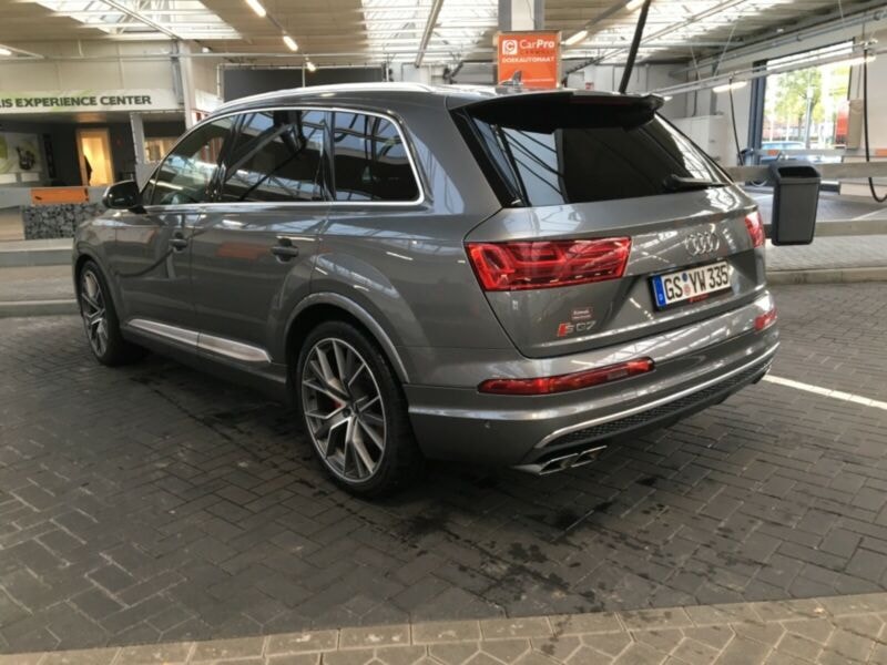 AUDI SQ7 4.0 TDI quattro tiptronic