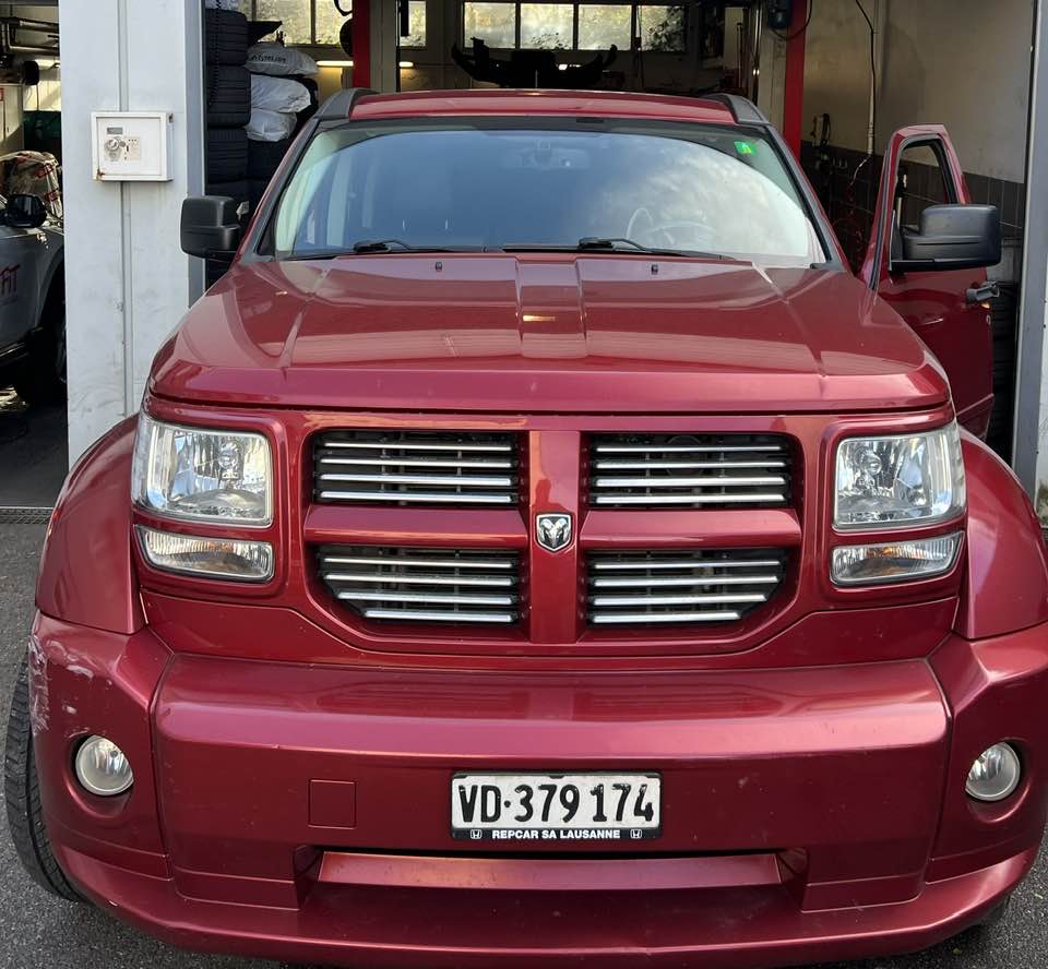 DODGE Nitro 2.8 CRD SXT Automatic