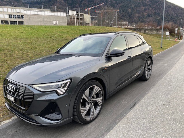 AUDI e-tron 55 S Line quattro