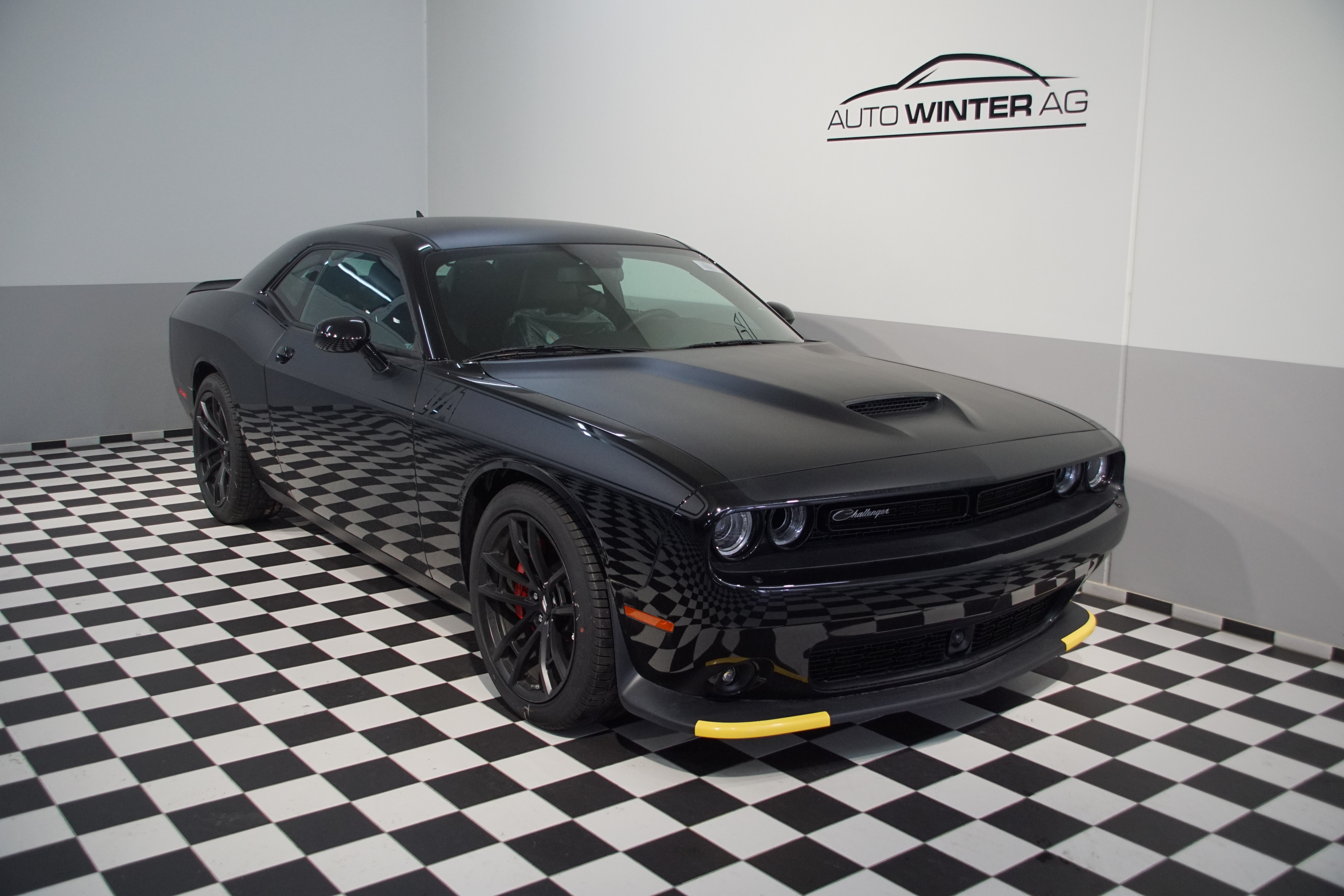 DODGE Challenger R/T 5.7L TA Edition