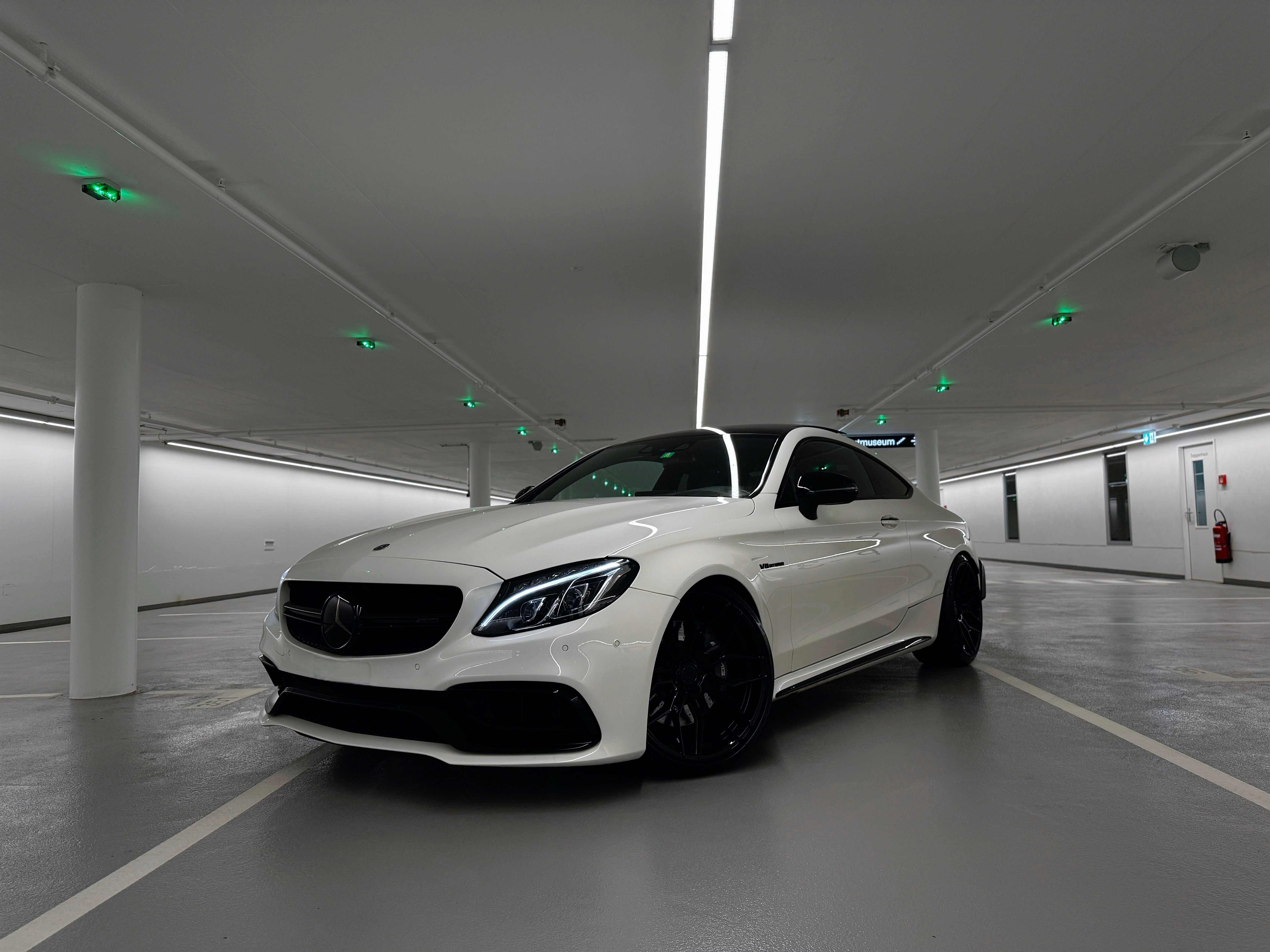 MERCEDES-BENZ C 63 AMG Speedshift