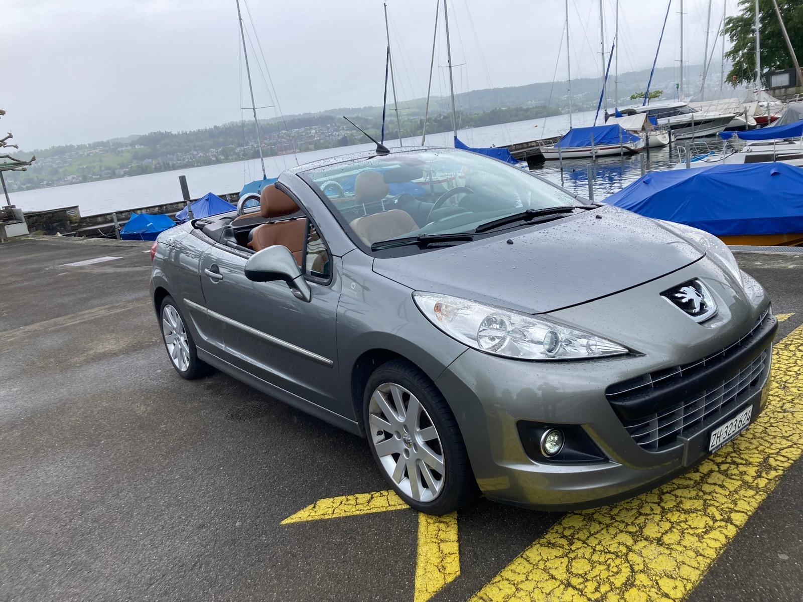 PEUGEOT 207 CC 1.6 16V Turbo Sport