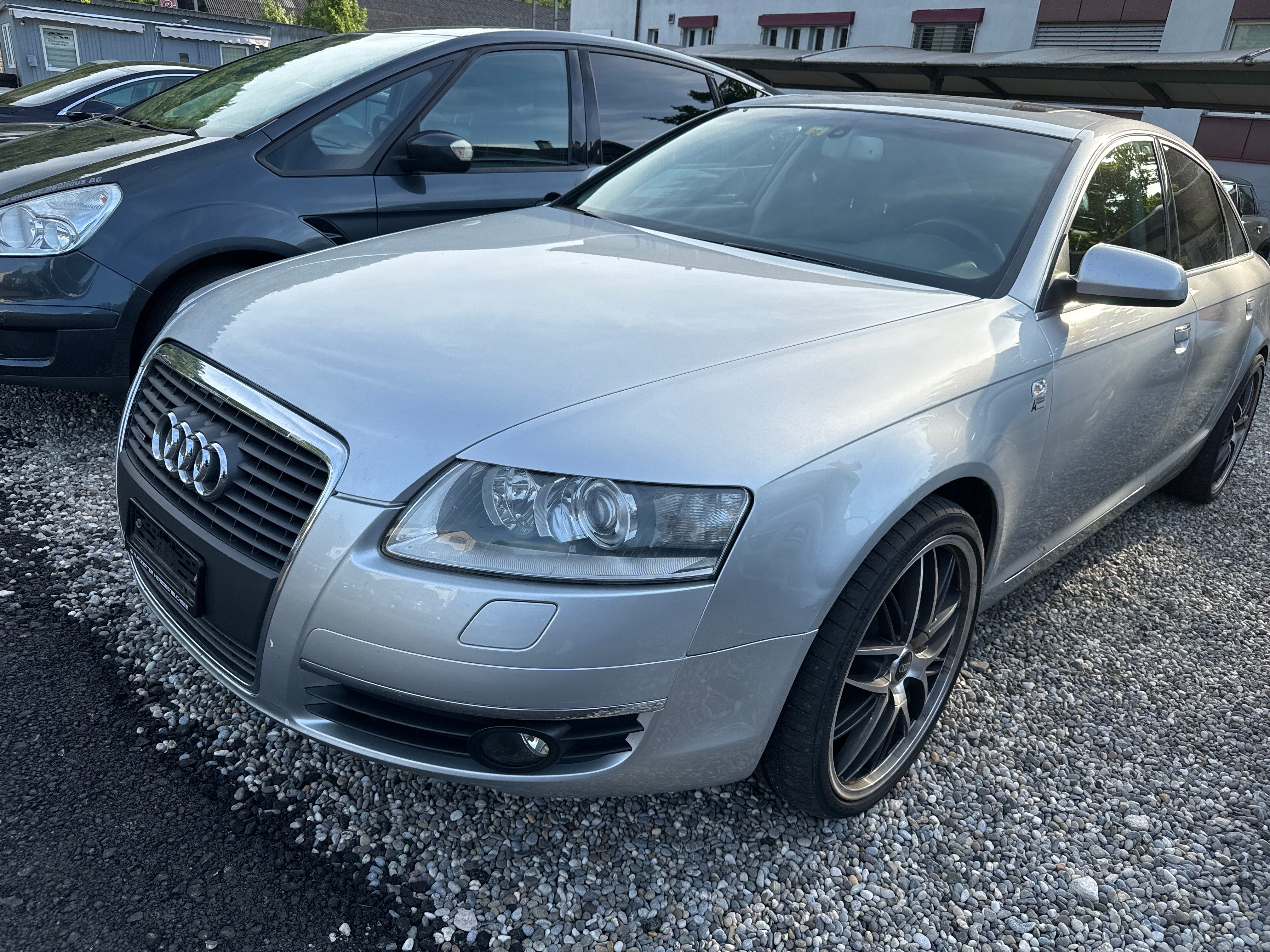 AUDI A6 4.2 V8 quattro tiptronic