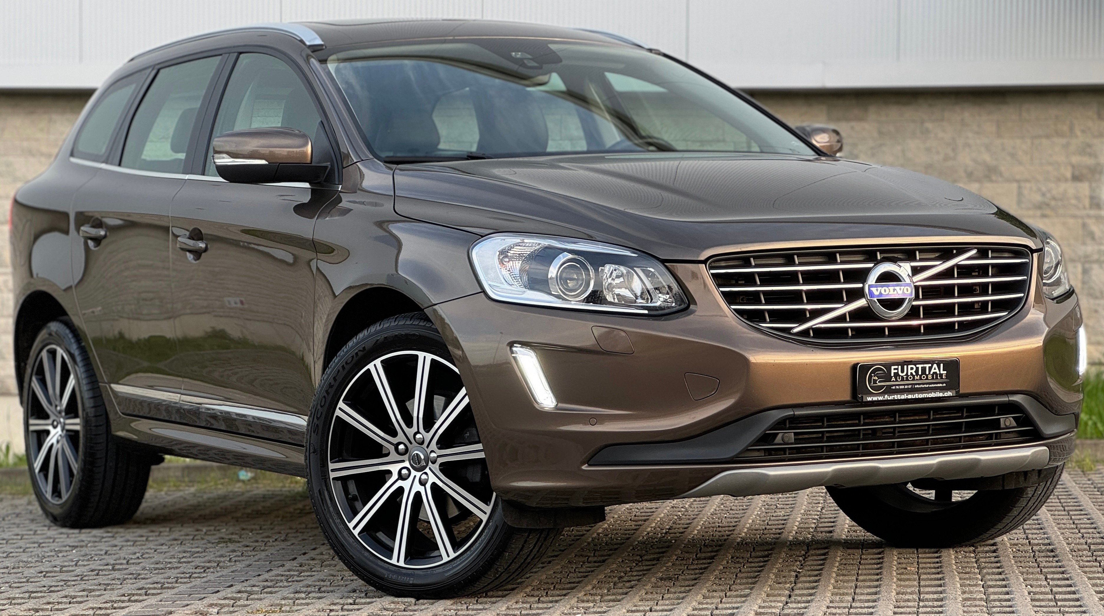 VOLVO XC60 D5 AWD Summum Geartronic