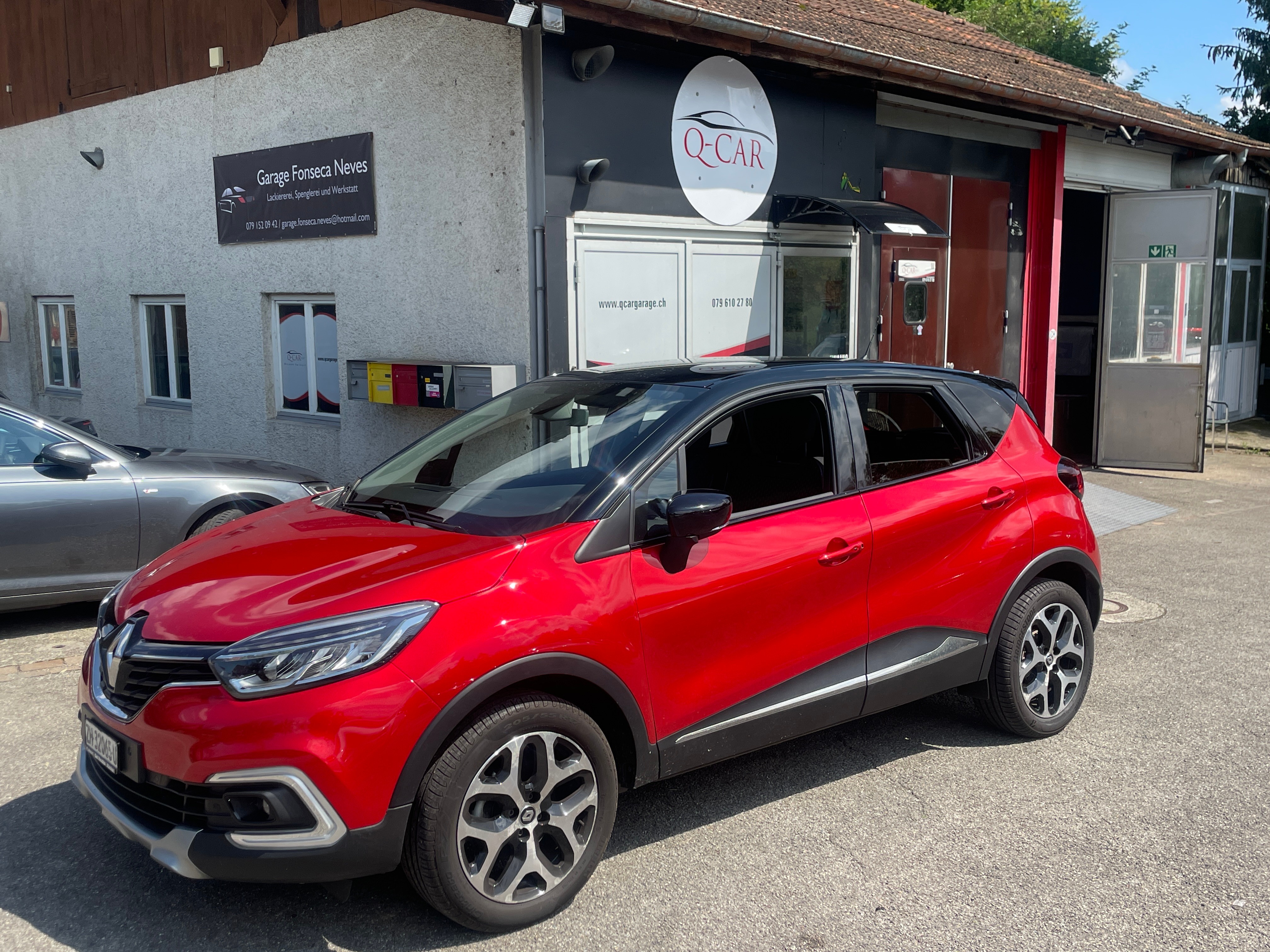 RENAULT Captur 1.2 T 16V Intens EDC