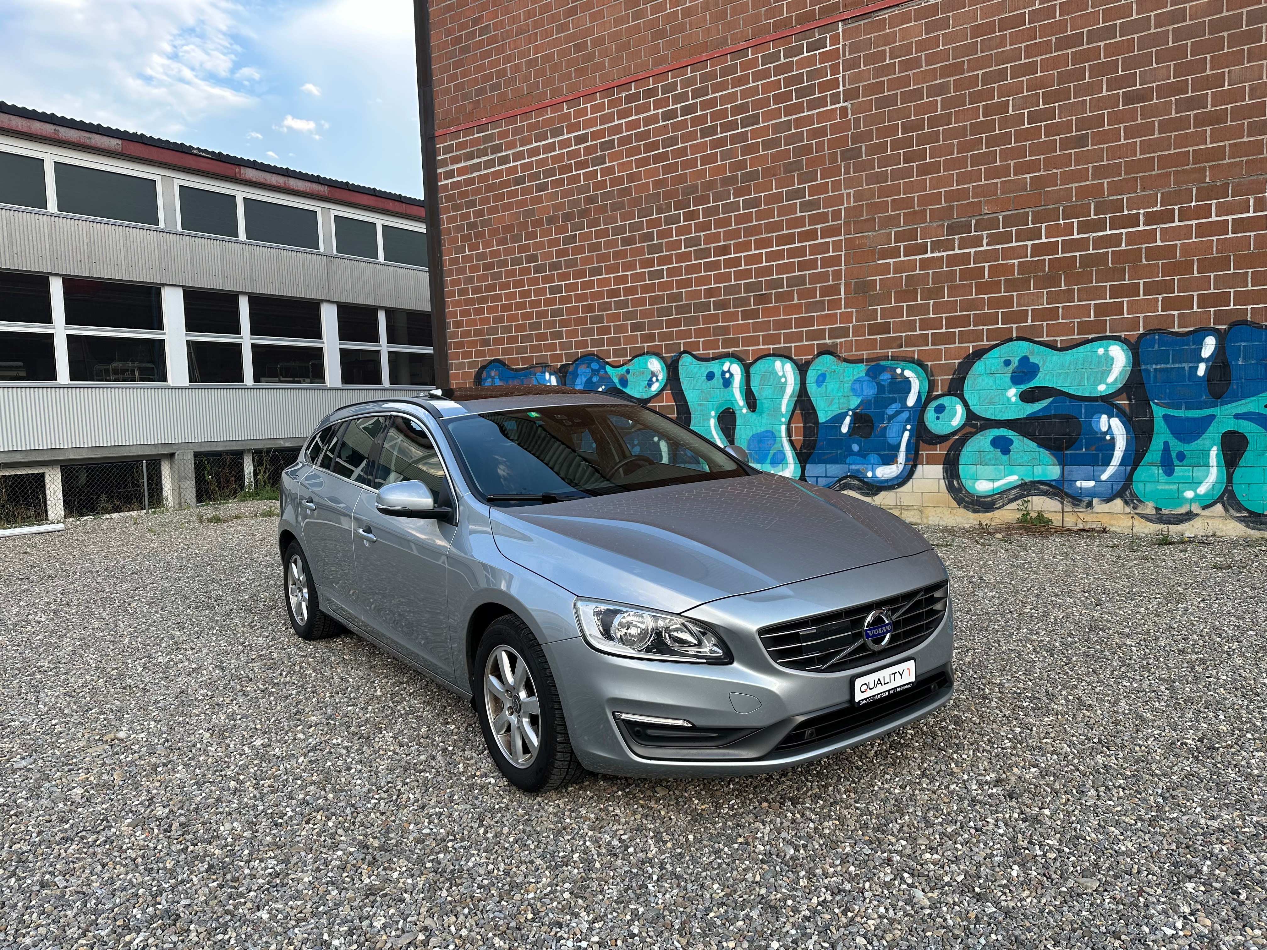 VOLVO V60 T4 Summum Powershift