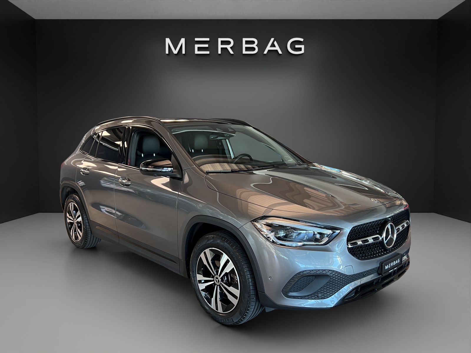 MERCEDES-BENZ GLA 250 Progressive4Matic