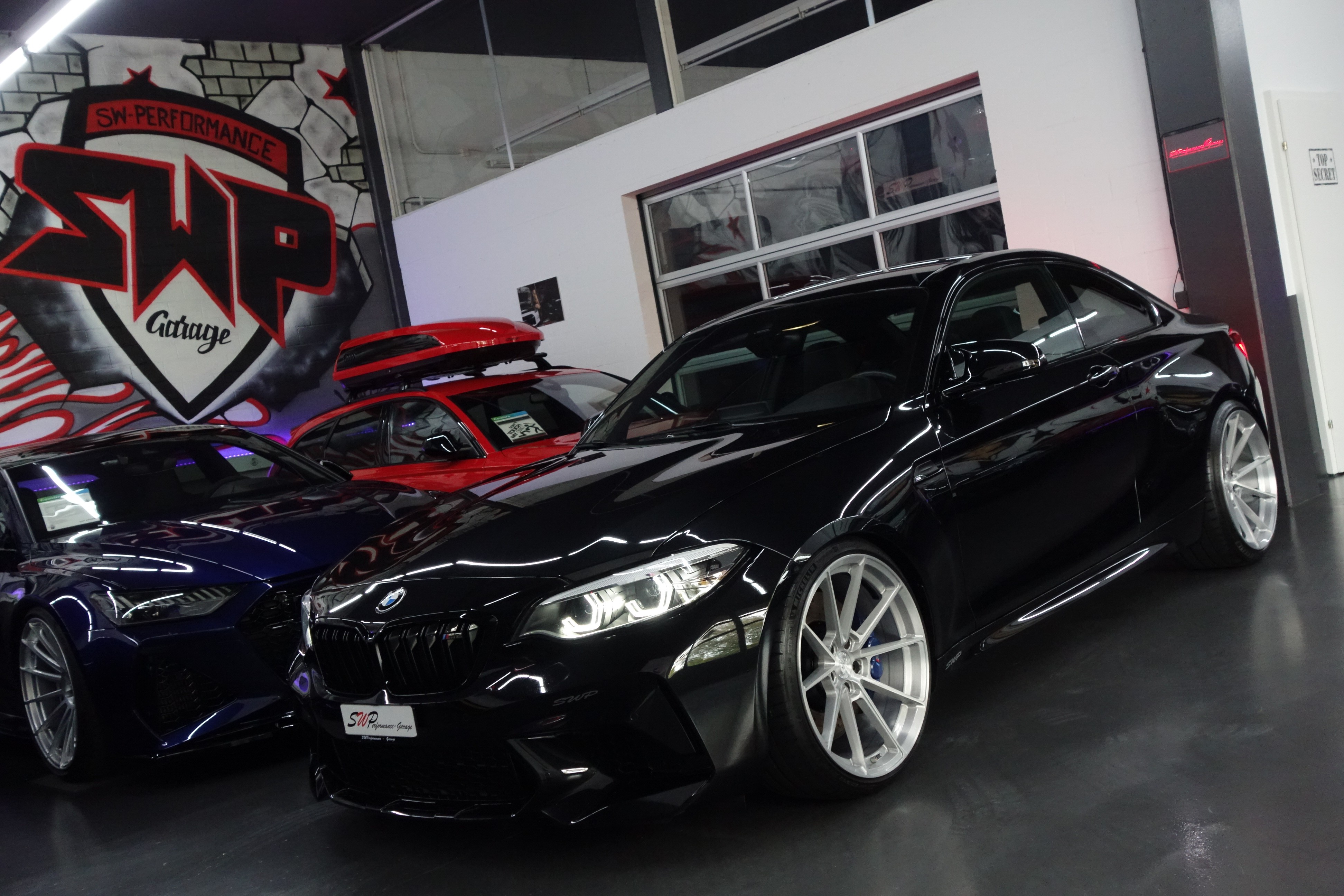 BMW M2 COMPETITION DRIVELOGIC BLACK CH-FZ ON TOP