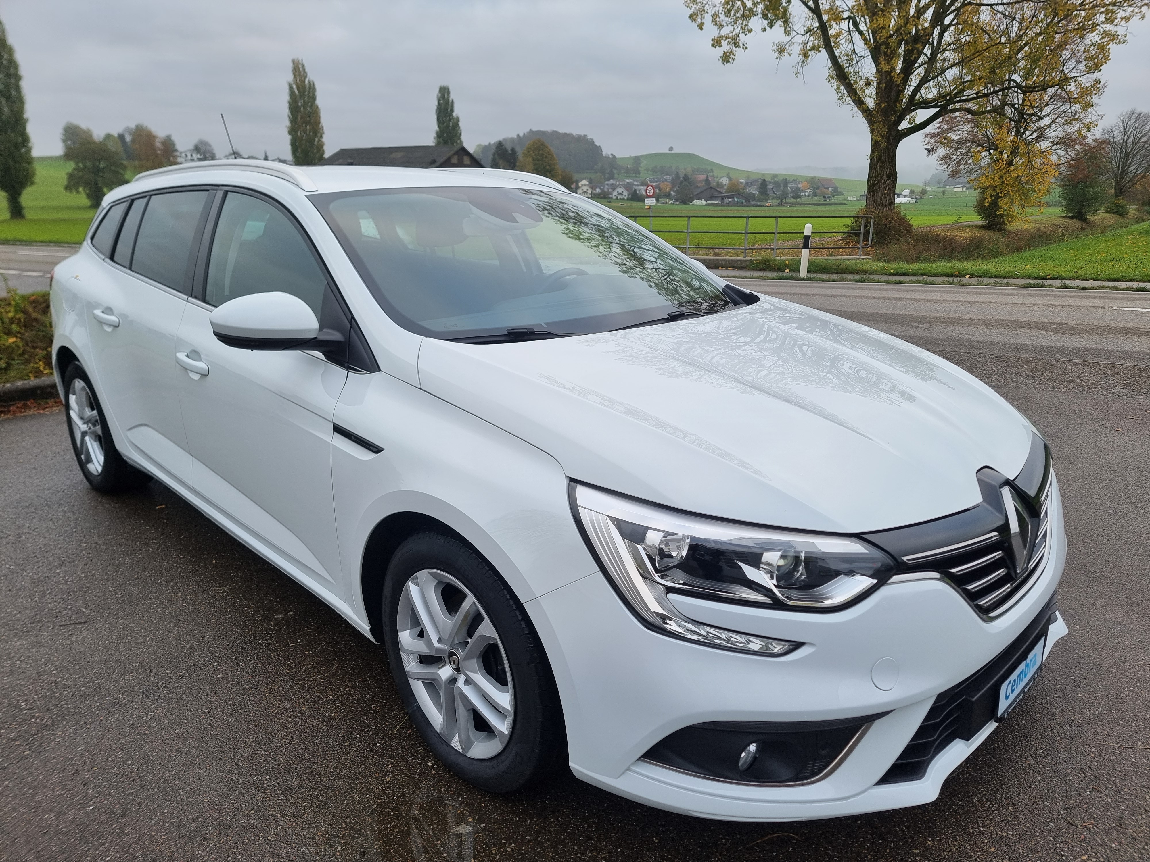 RENAULT Mégane Grandtour 1.5 dCi Intens EDC