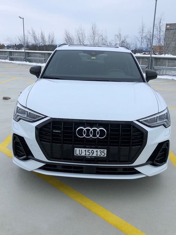 AUDI Q3 40 TFSI S line quattro S-tronic