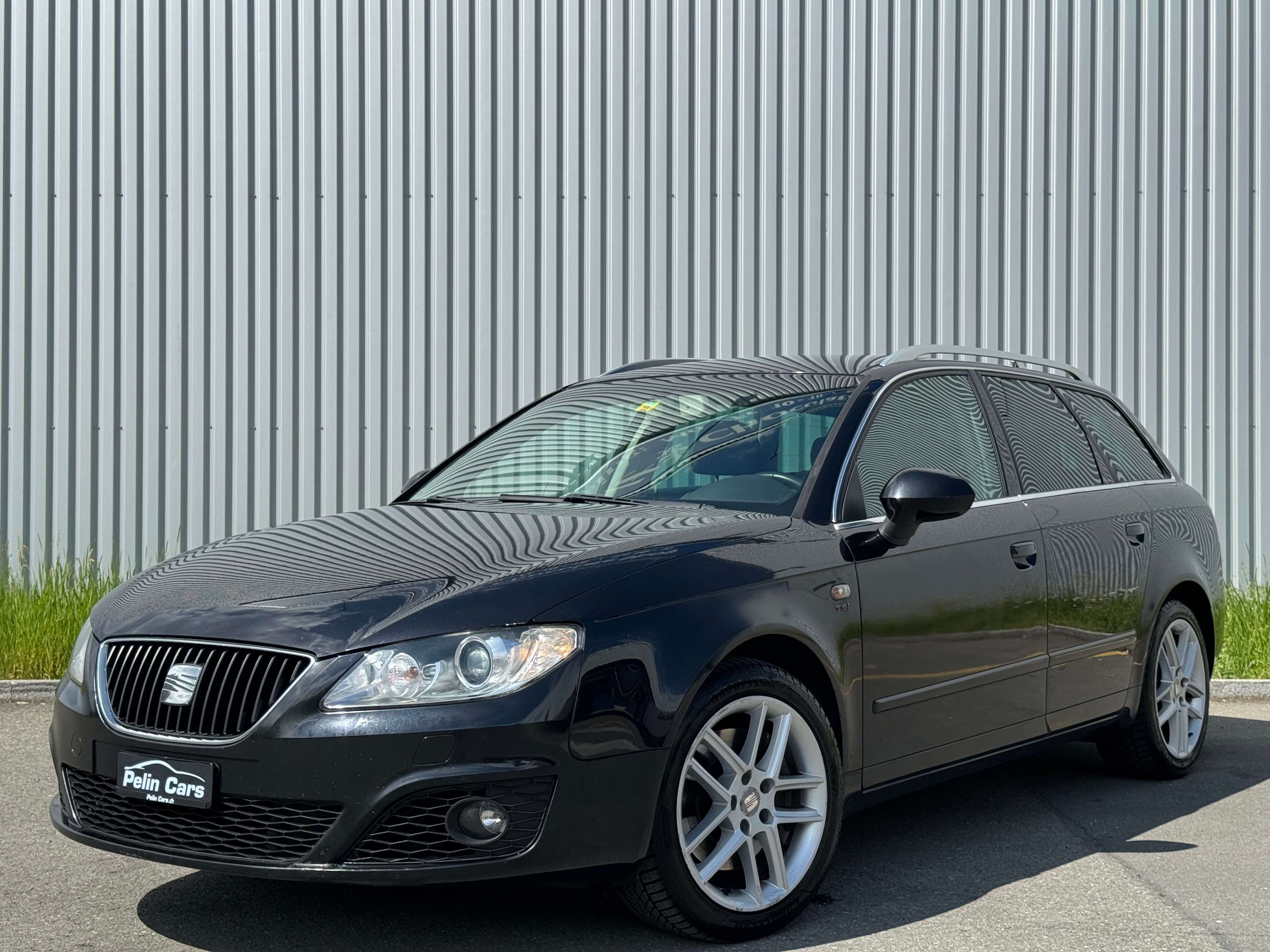 SEAT Exeo ST 2.0 TSI Limited All Black Performance