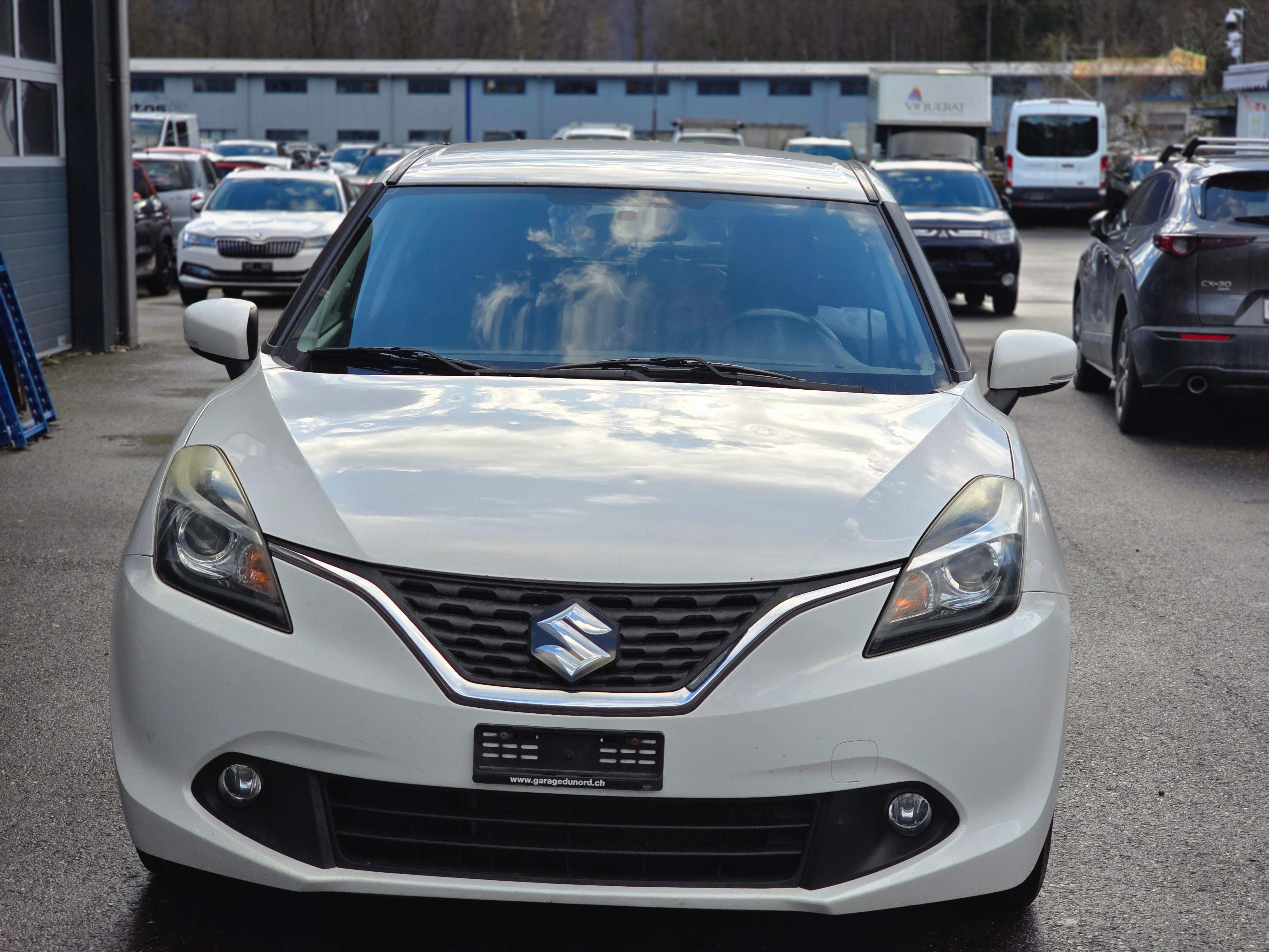 SUZUKI Baleno 1.2i Compact Top Hybrid