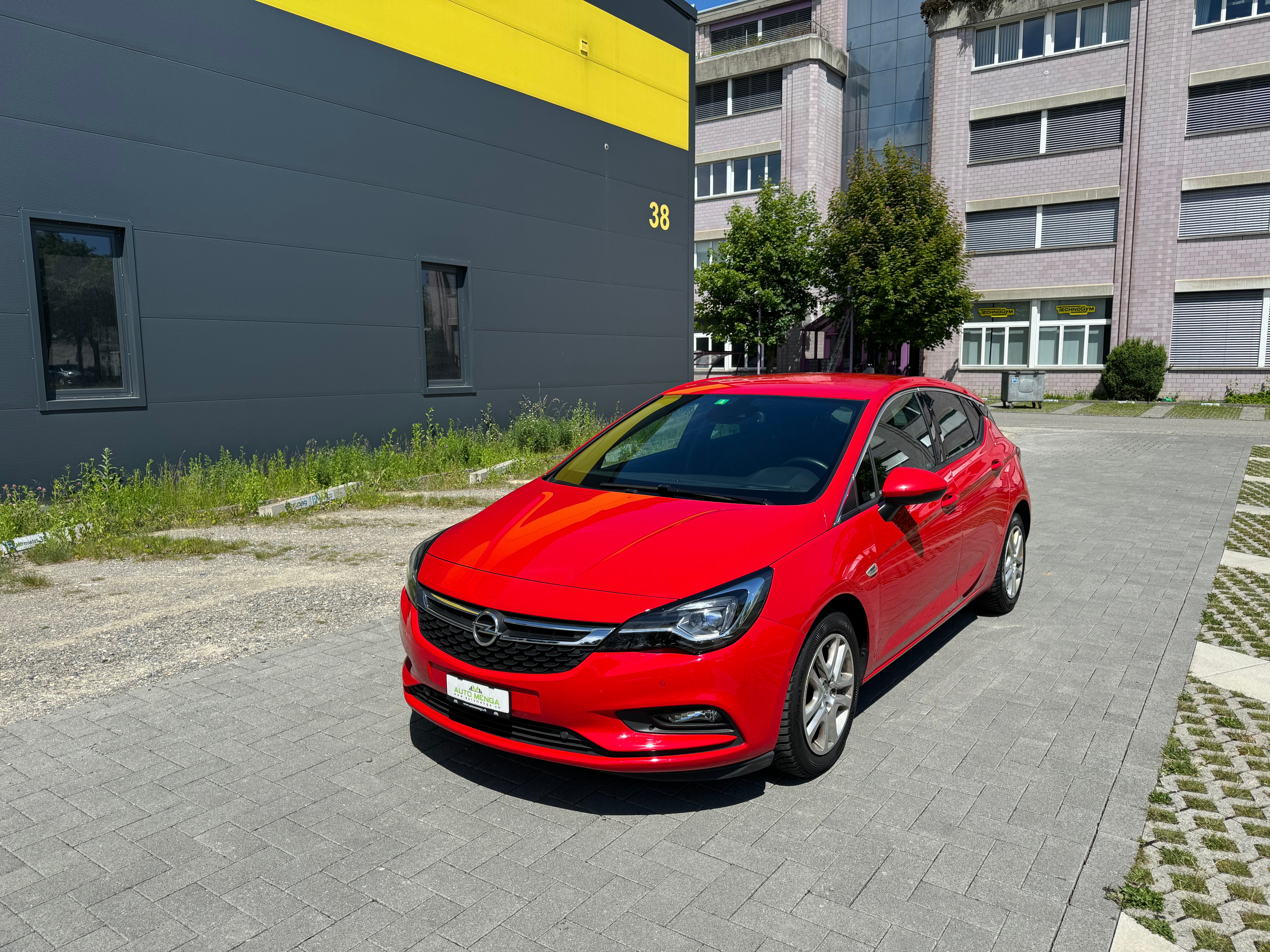 OPEL Astra 1.6i Turbo Dynamic