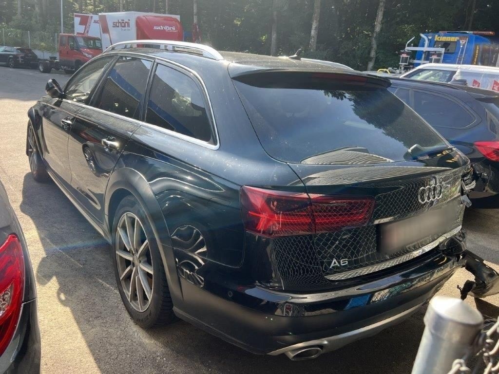 AUDI A6 ALLROAD