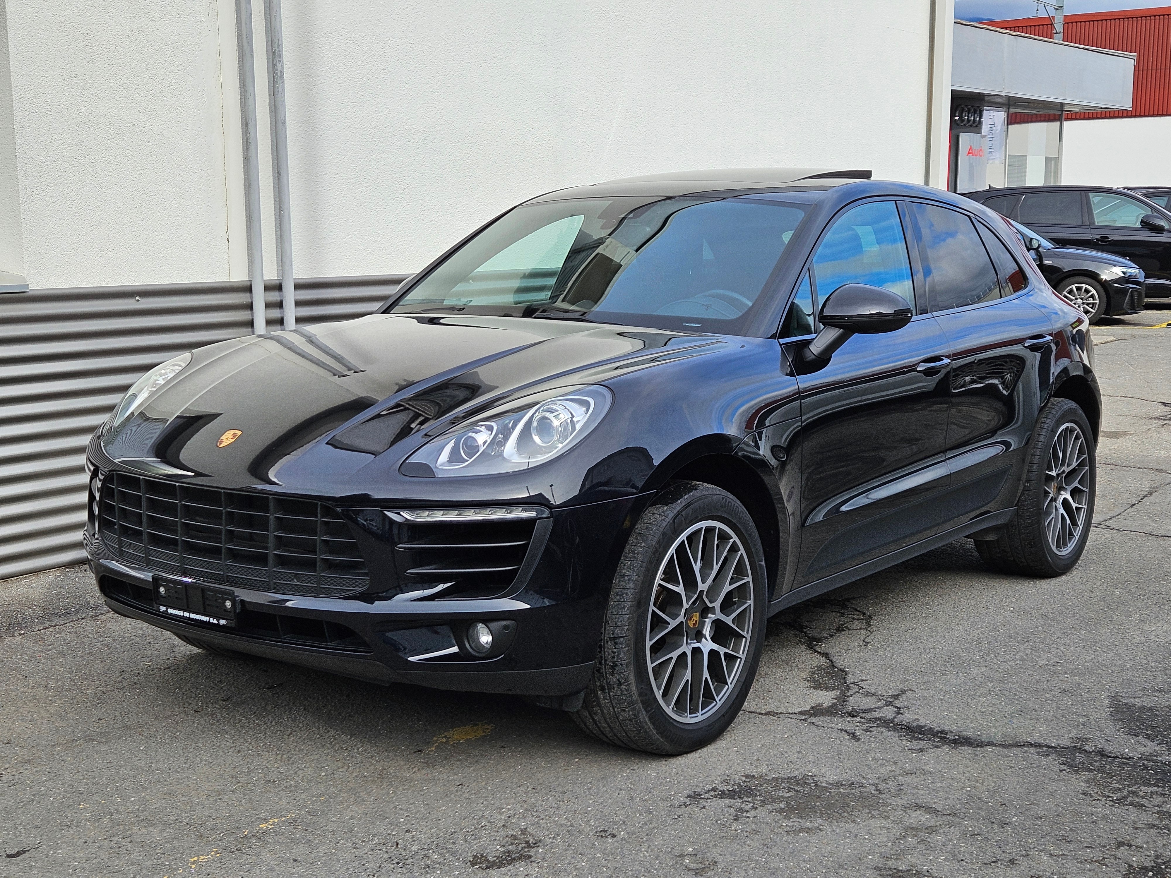 PORSCHE Macan S PDK