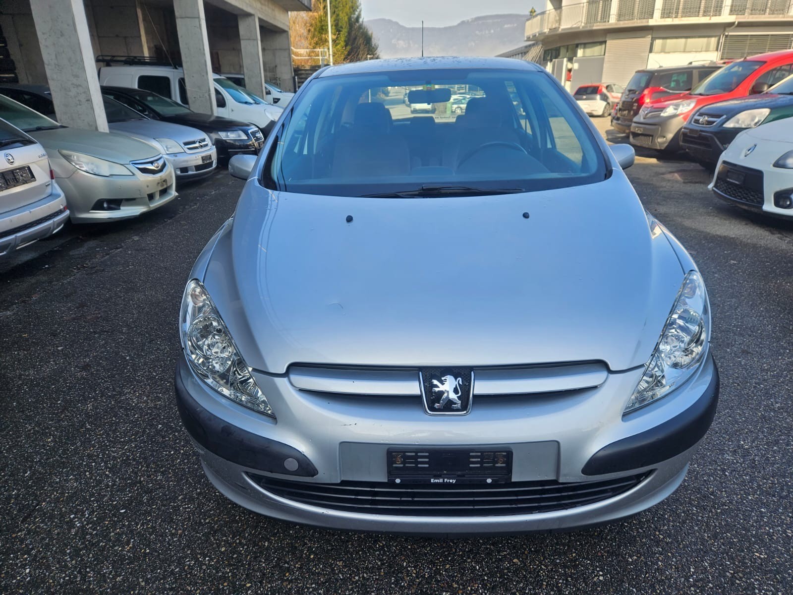 PEUGEOT 307 2.0 16V XT