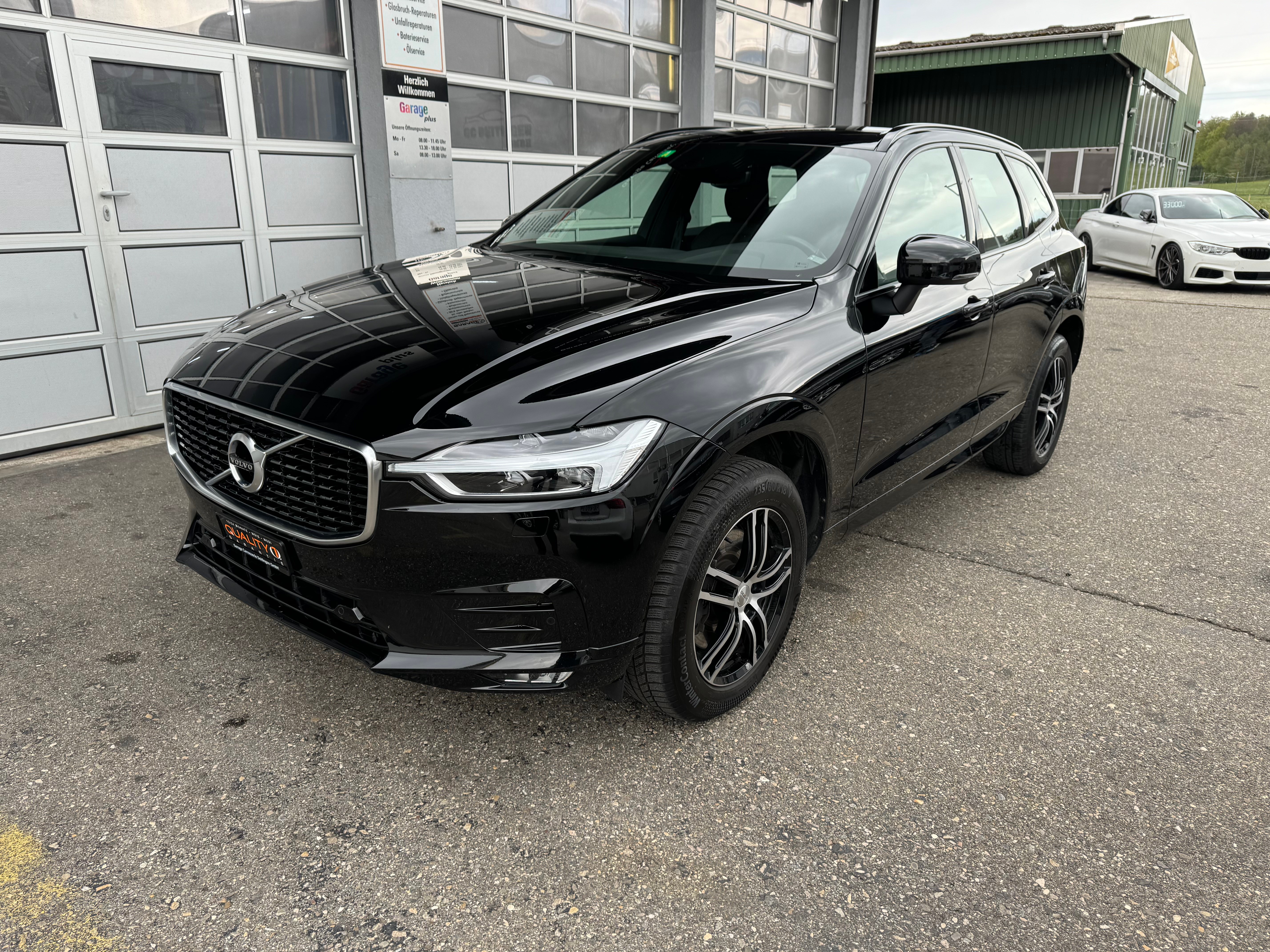 VOLVO XC60 B4 Diesel Mild Hybrid AWD R-Design Geartronic