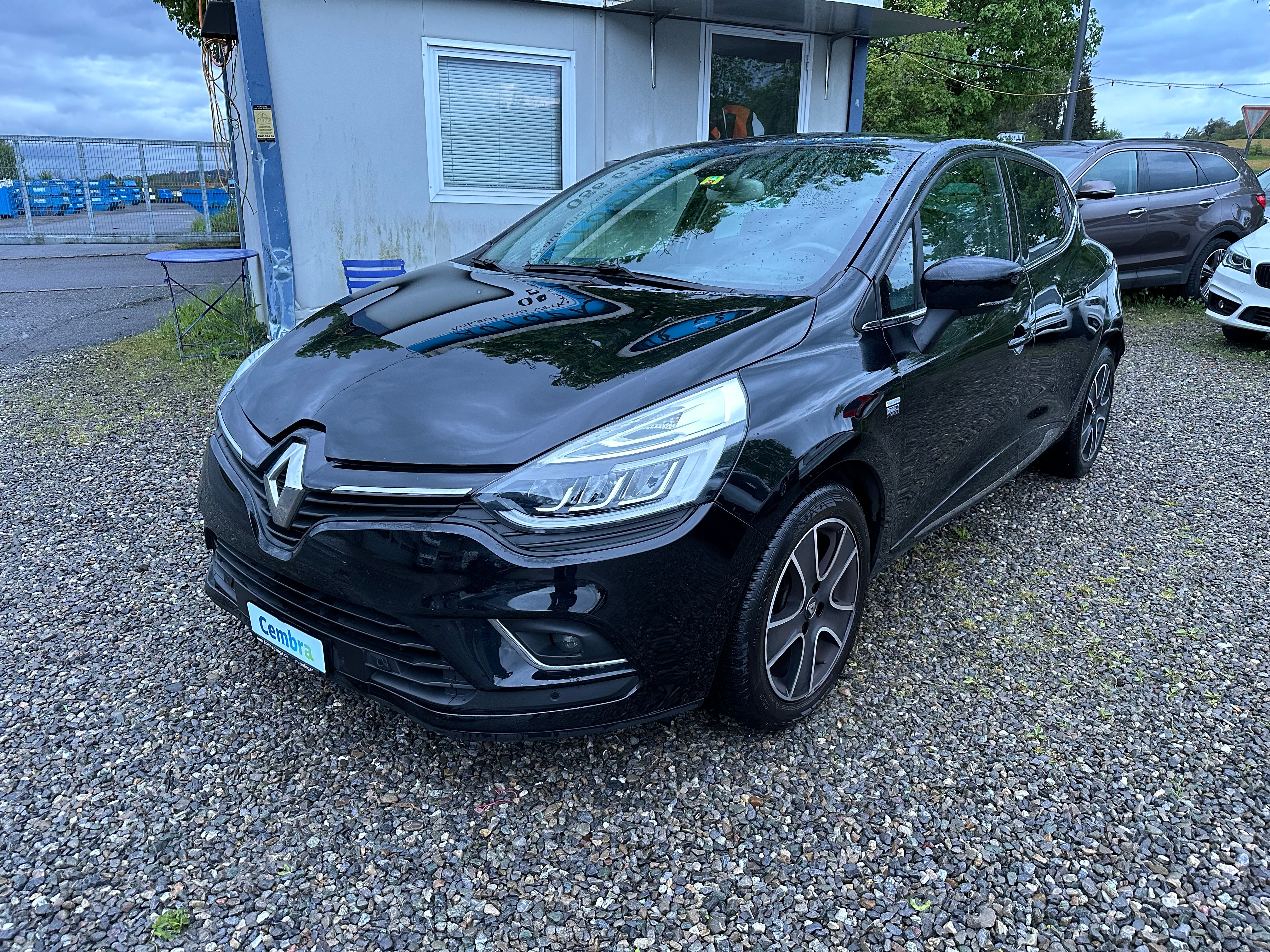 RENAULT Clio 1.2 16V T Swiss Edition EDC