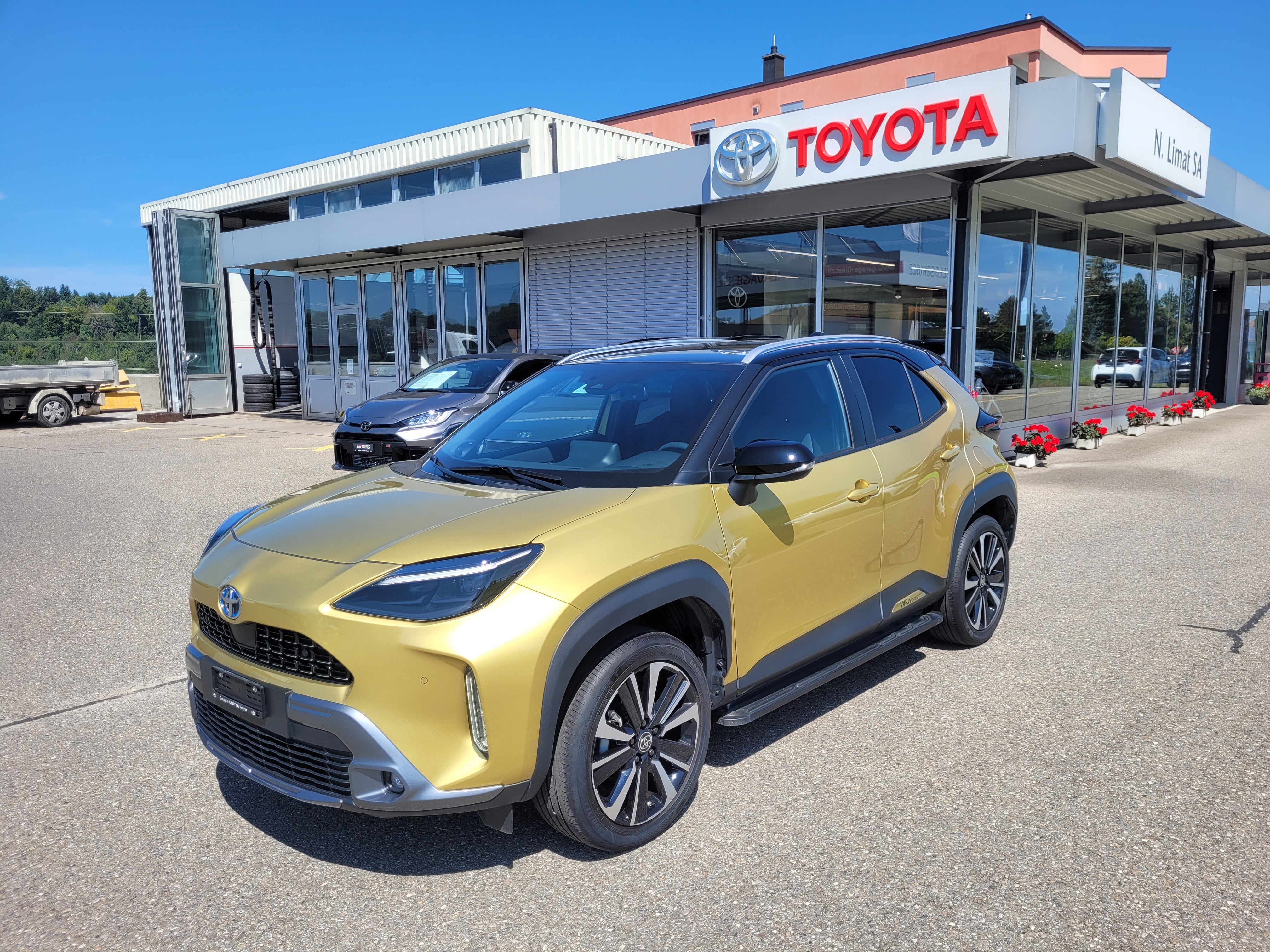 TOYOTA Yaris Cross 1.5 Premiere Edition e-CVT AWDi