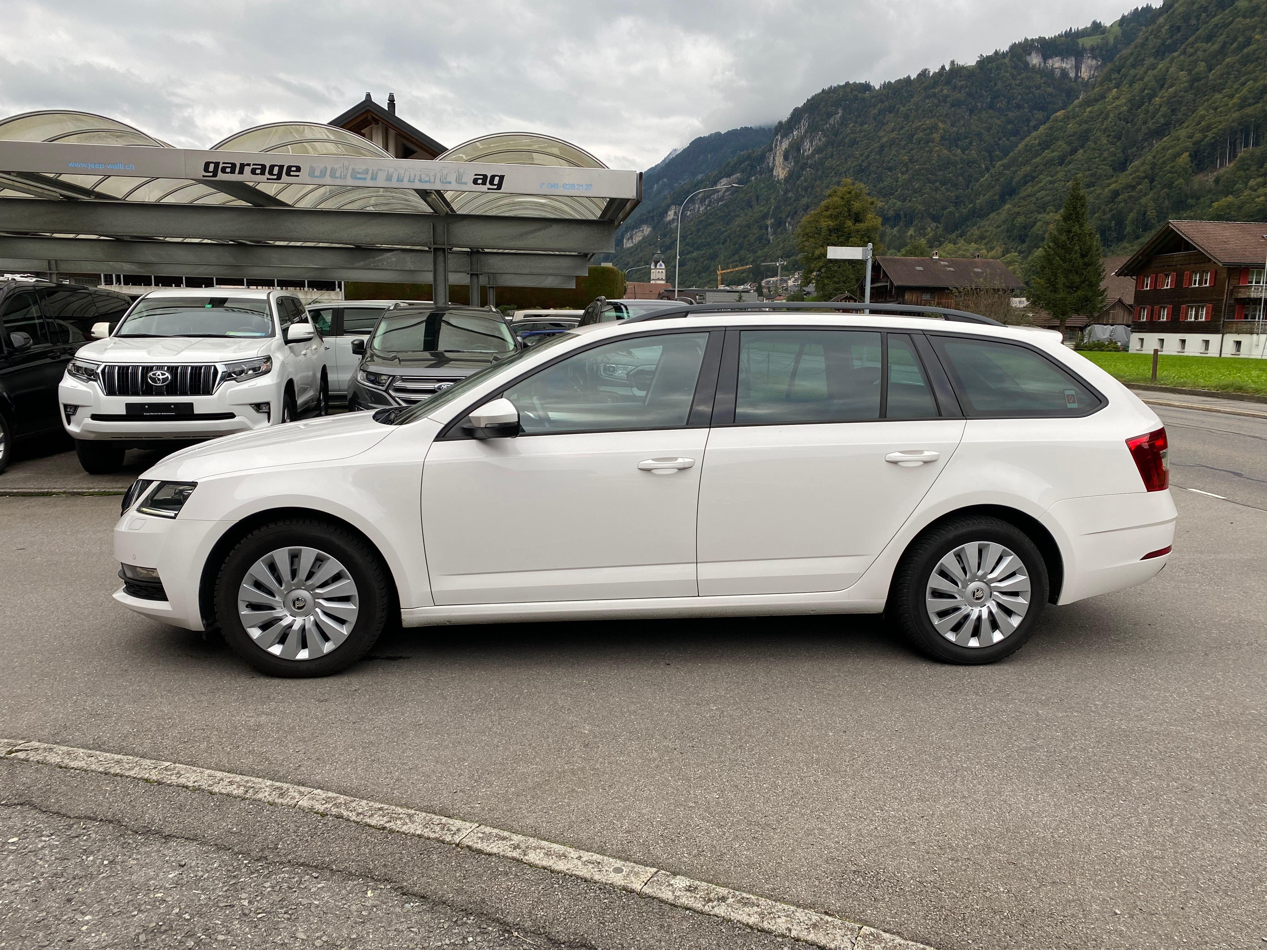 SKODA Octavia Combi 2.0 TDI Ambition 4x4 DSG