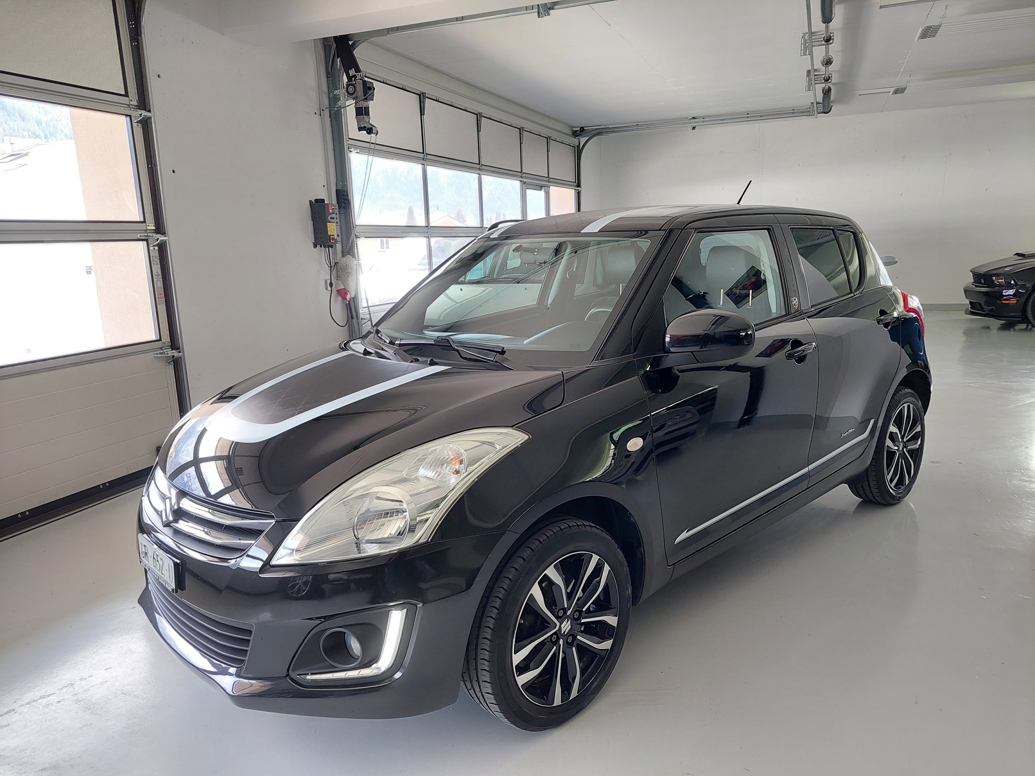 SUZUKI Swift 1.2i 16V Sergio Cellano 4x4