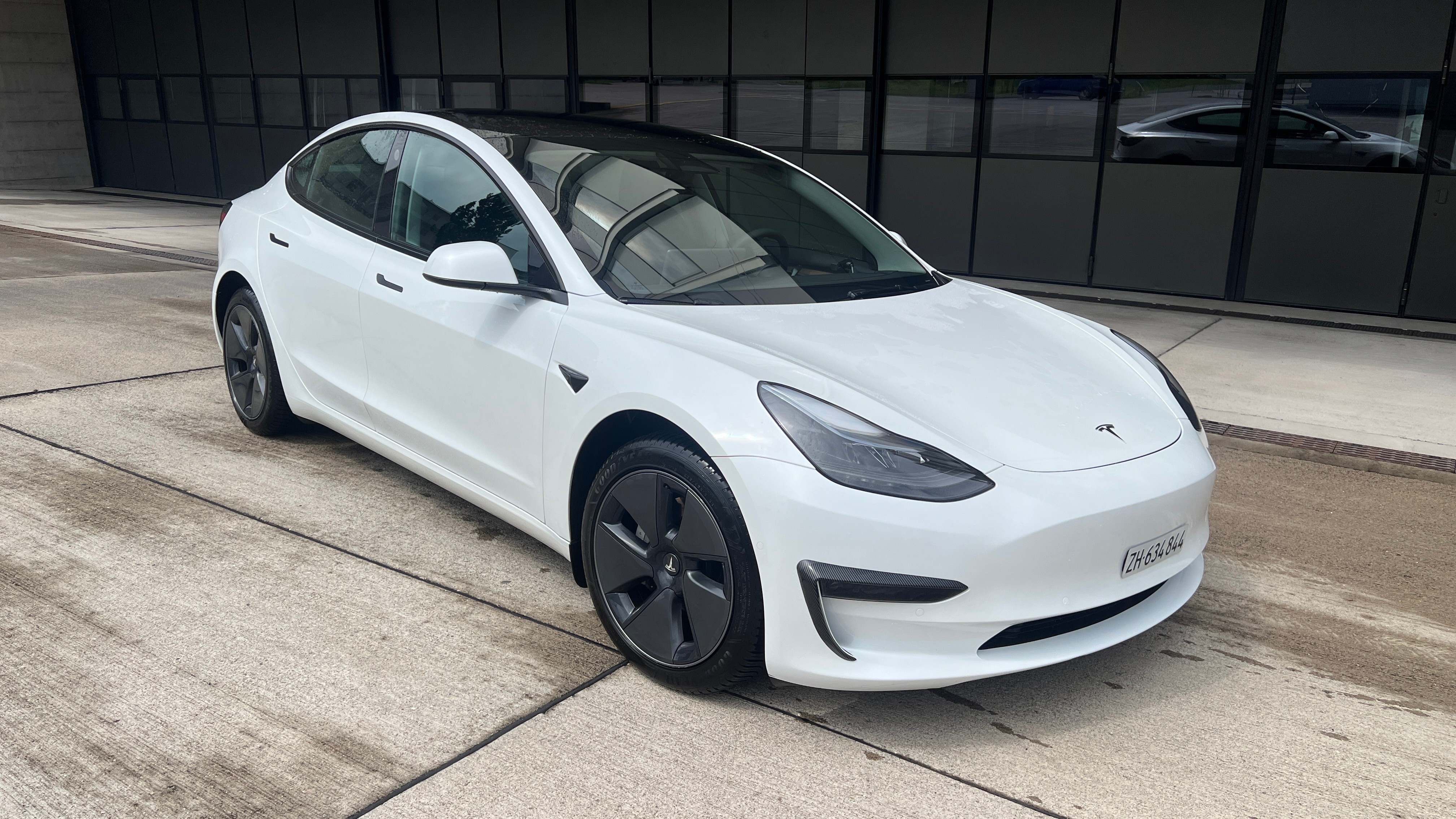 TESLA Model 3 Long Range Dual Motor AWD