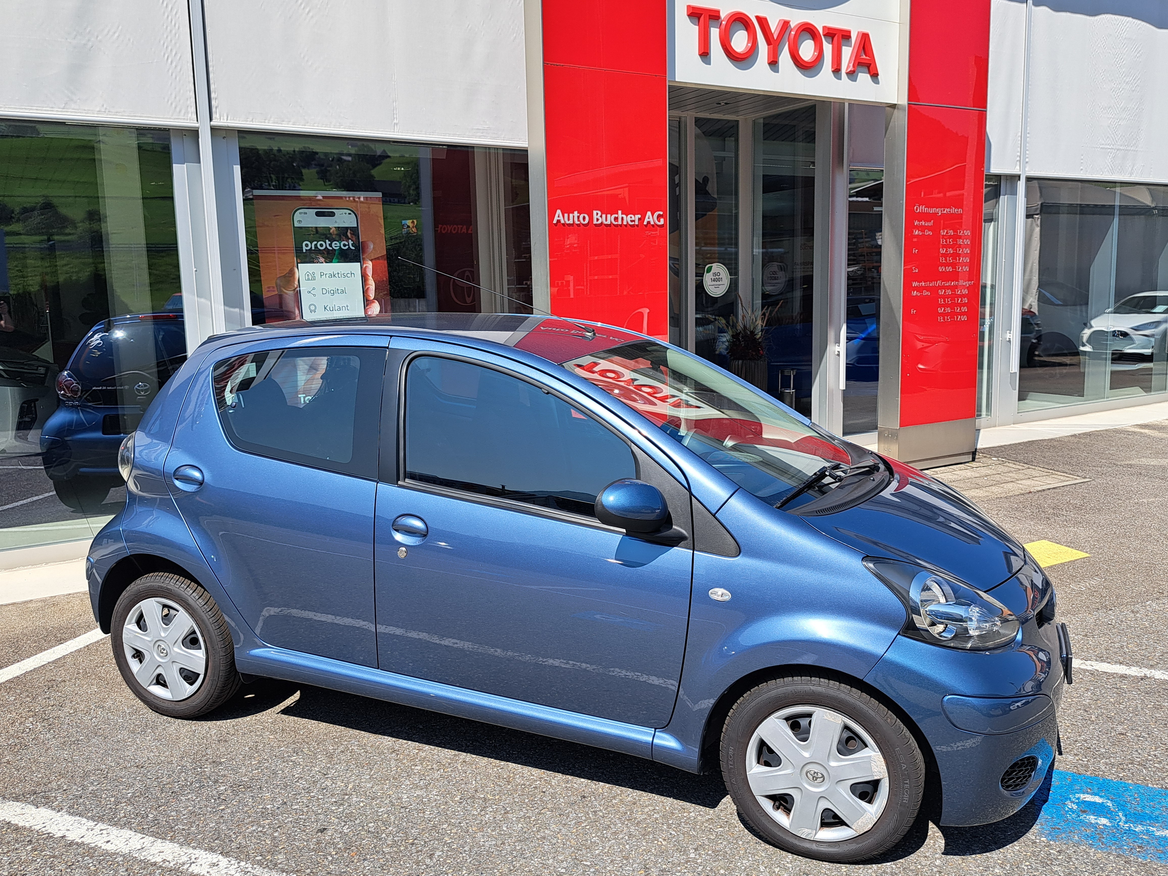 TOYOTA Aygo 1.0 Linea Luna Cool