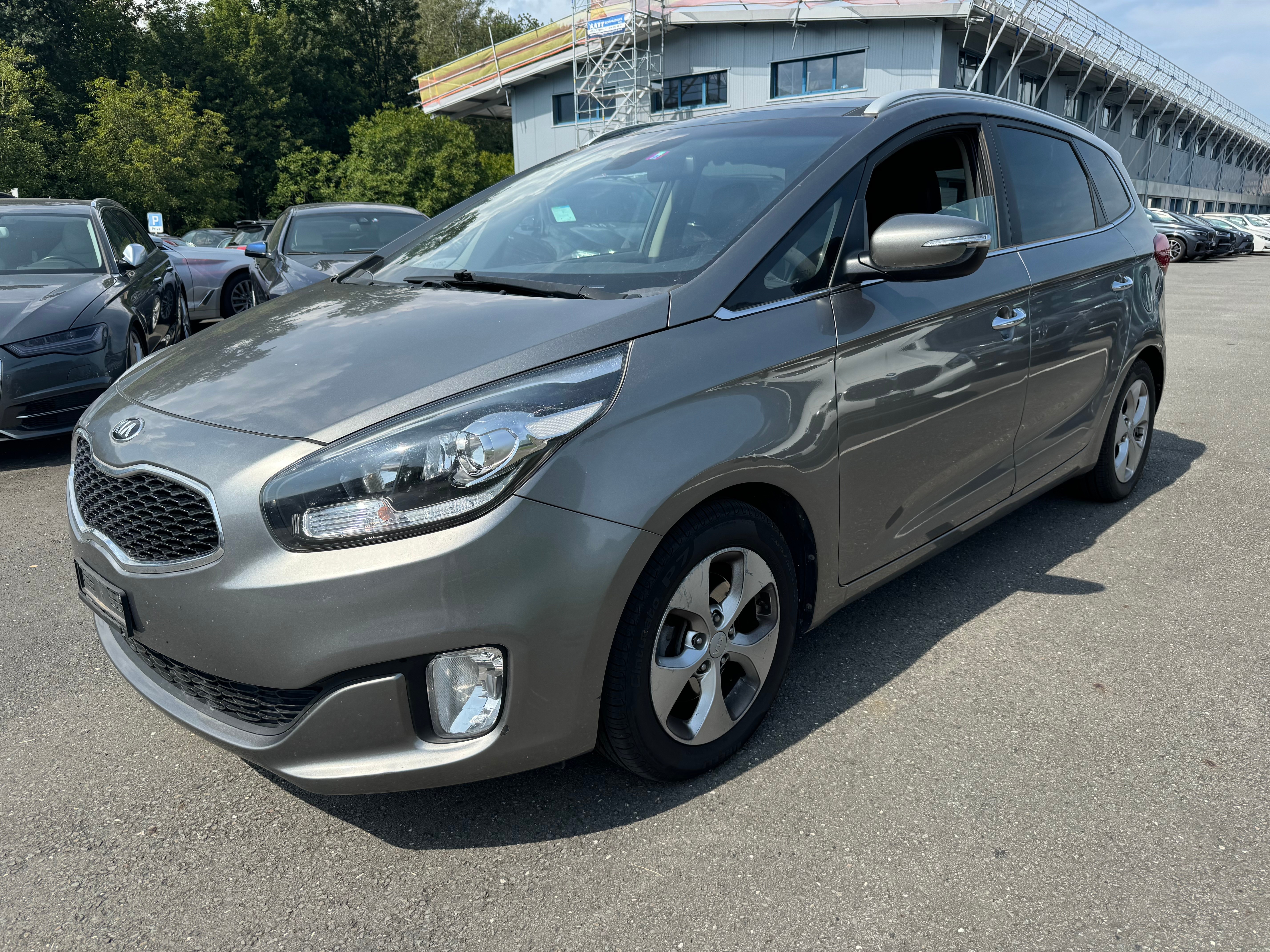 KIA Carens 1.7 CRDi Style DCT