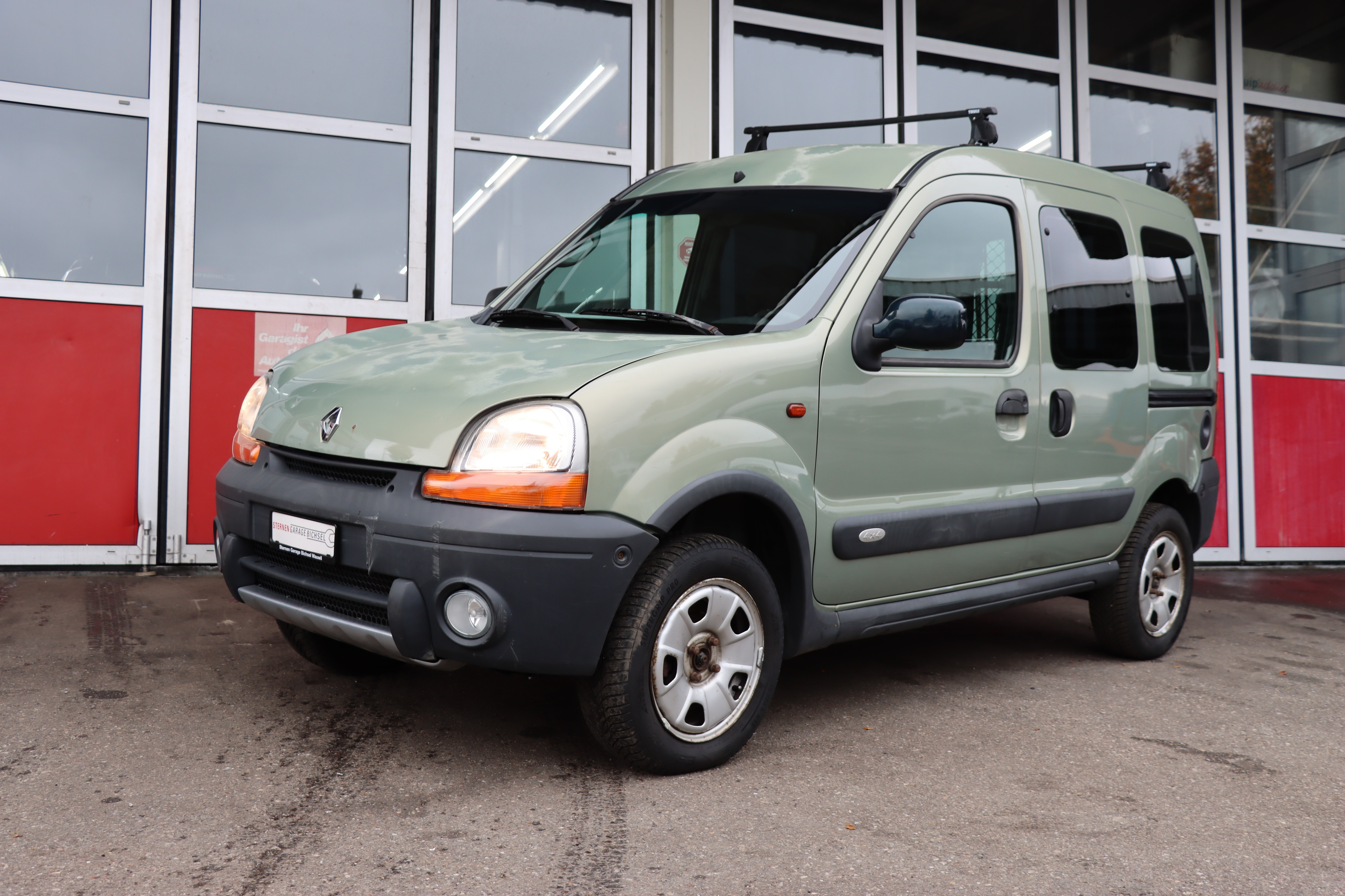 RENAULT Kangoo 1.6 16V Authentique 4X4