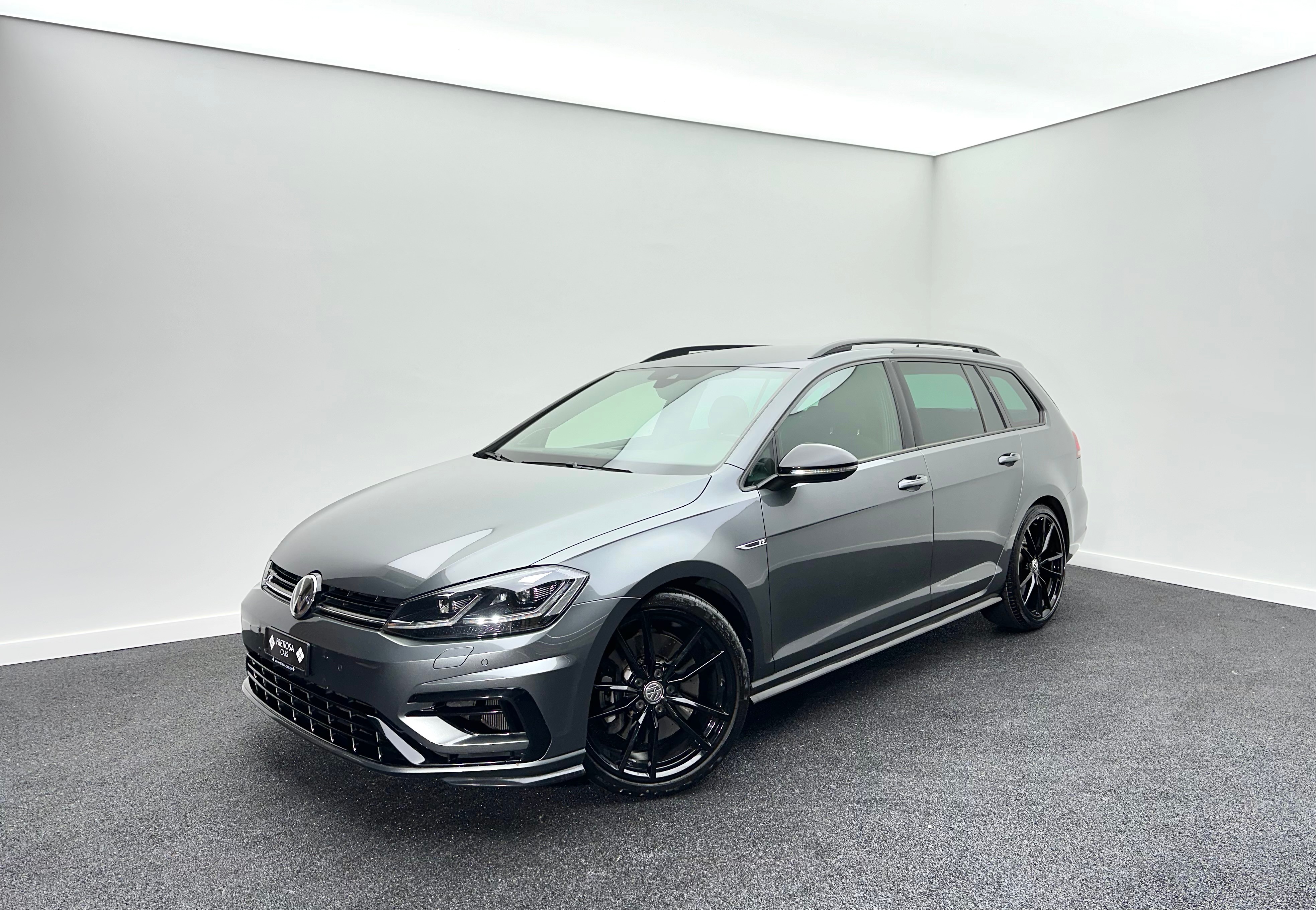 VW Golf Variant 2.0 TSI R 4Motion DSG