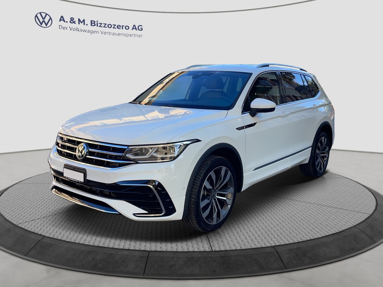 VW Tiguan Allspace 2.0TSI R-Line 4Motion DSG