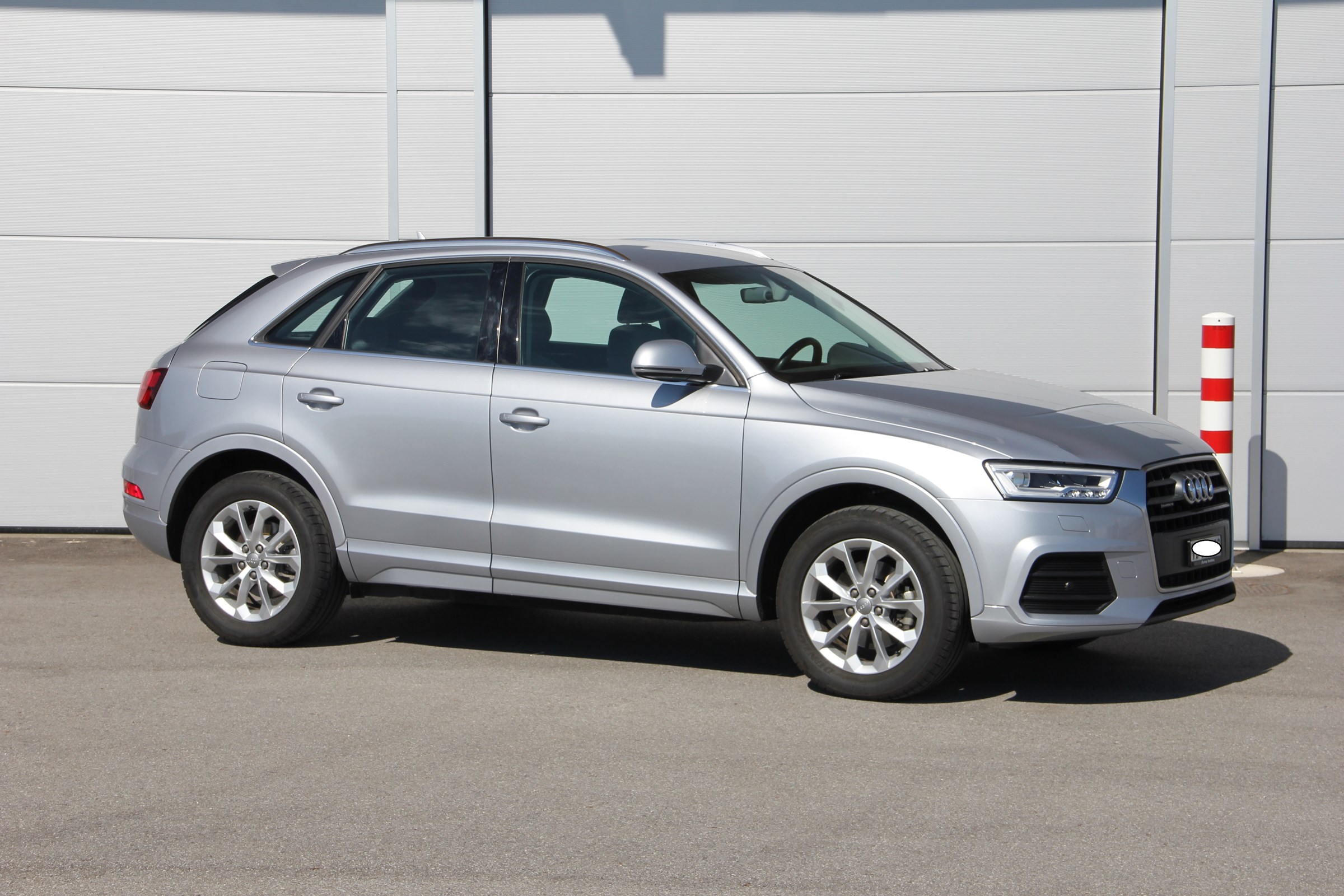 AUDI Q3 2.0 TFSI quattro S-tronic