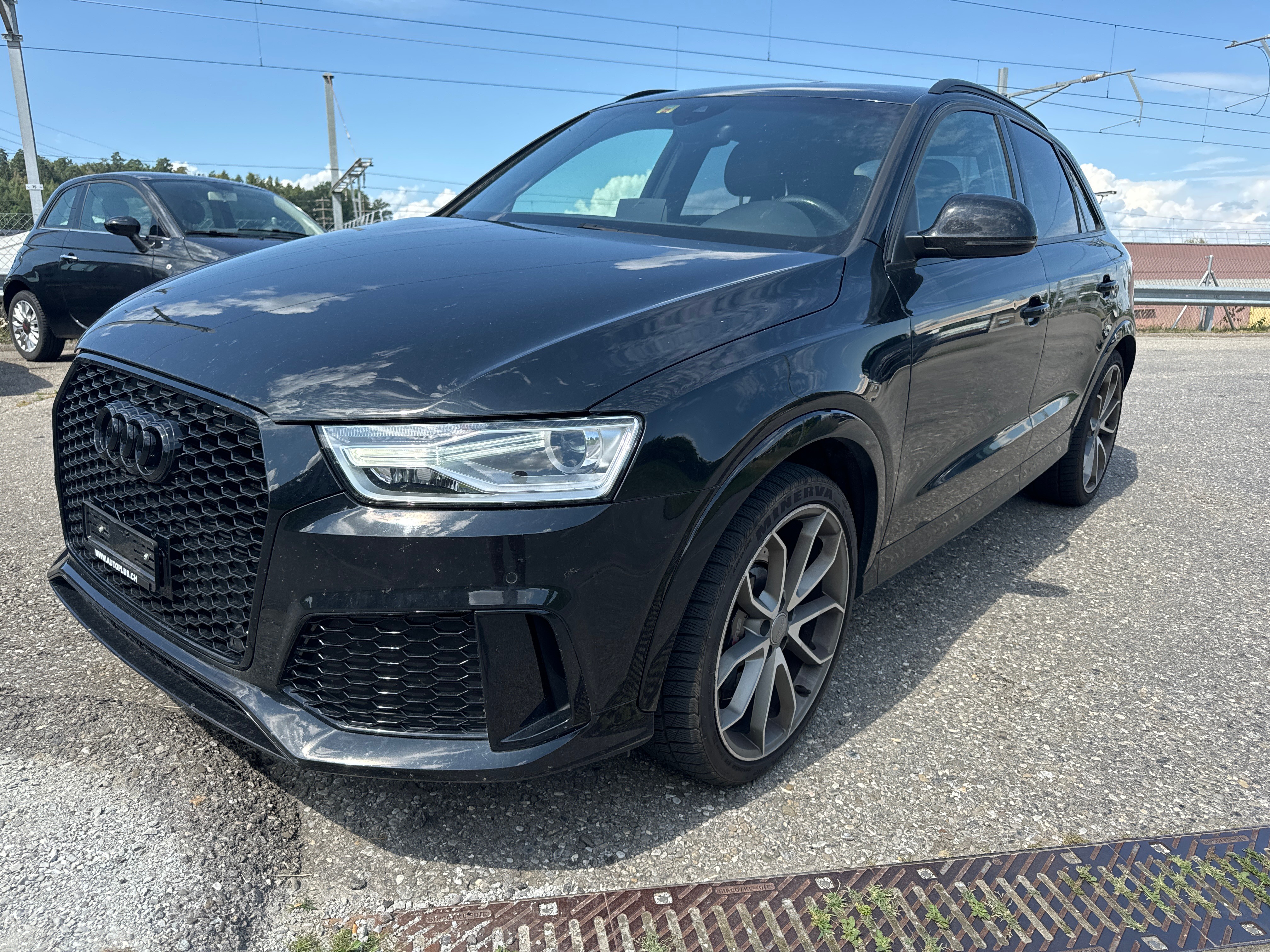 AUDI RS Q3 2.5 TFSI performance quattro S-tronic