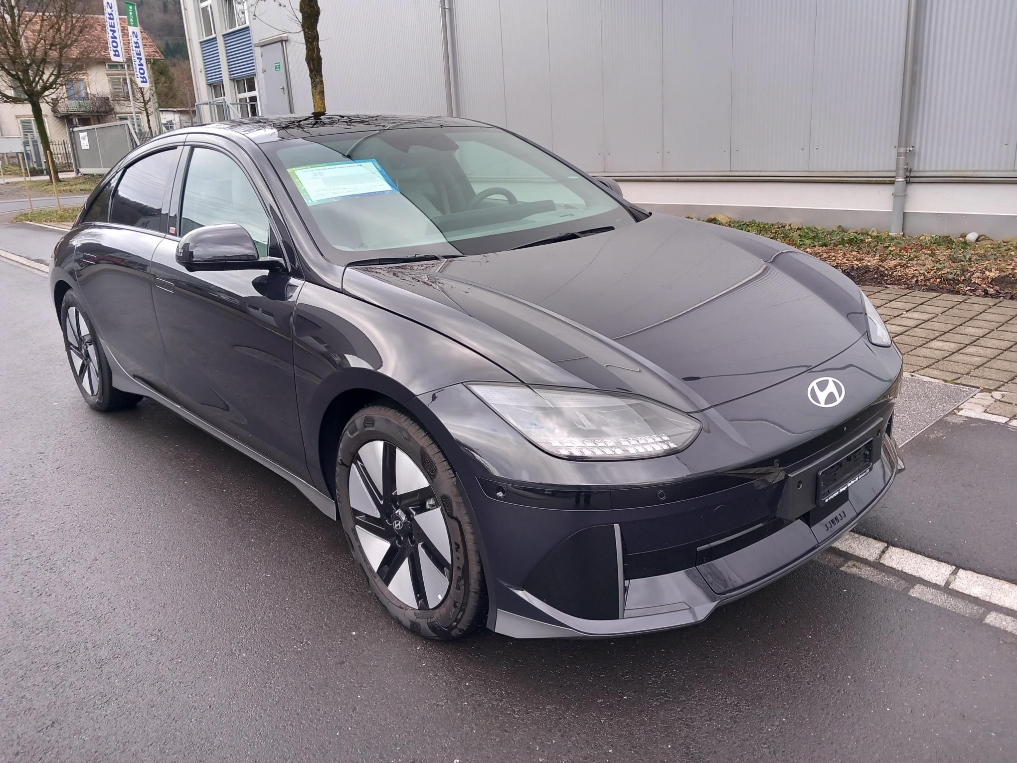 HYUNDAI Ioniq 6 77kWh Launch Edition 4WD