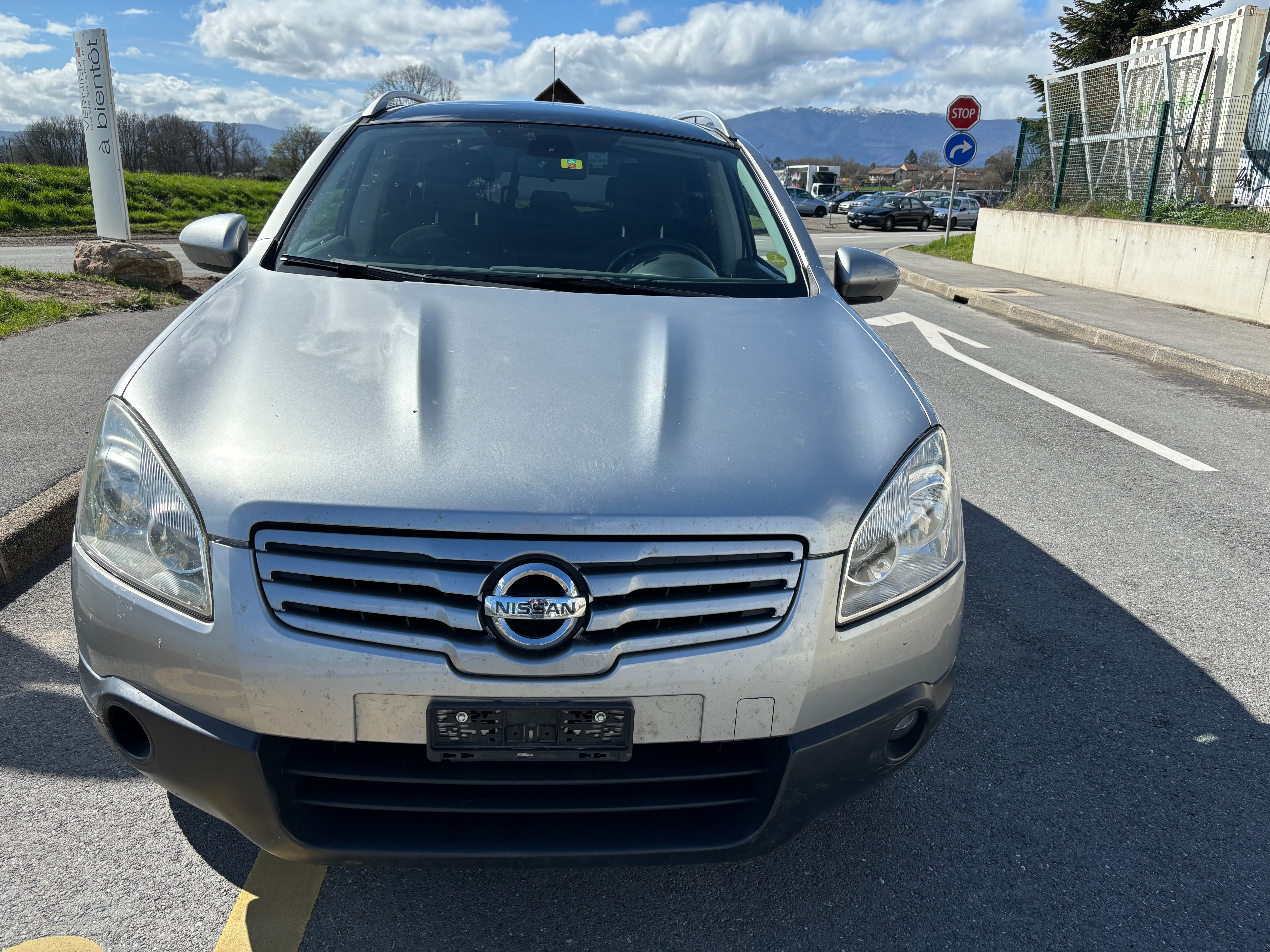 NISSAN Qashqai +2 2.0 visia