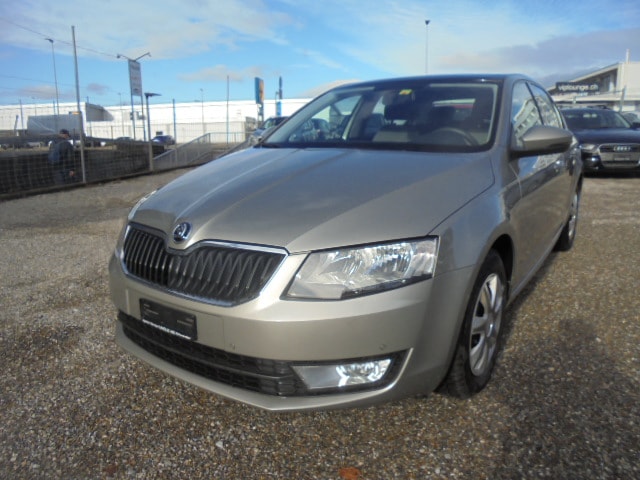 SKODA Octavia 1.6 TDI Ambition DSG