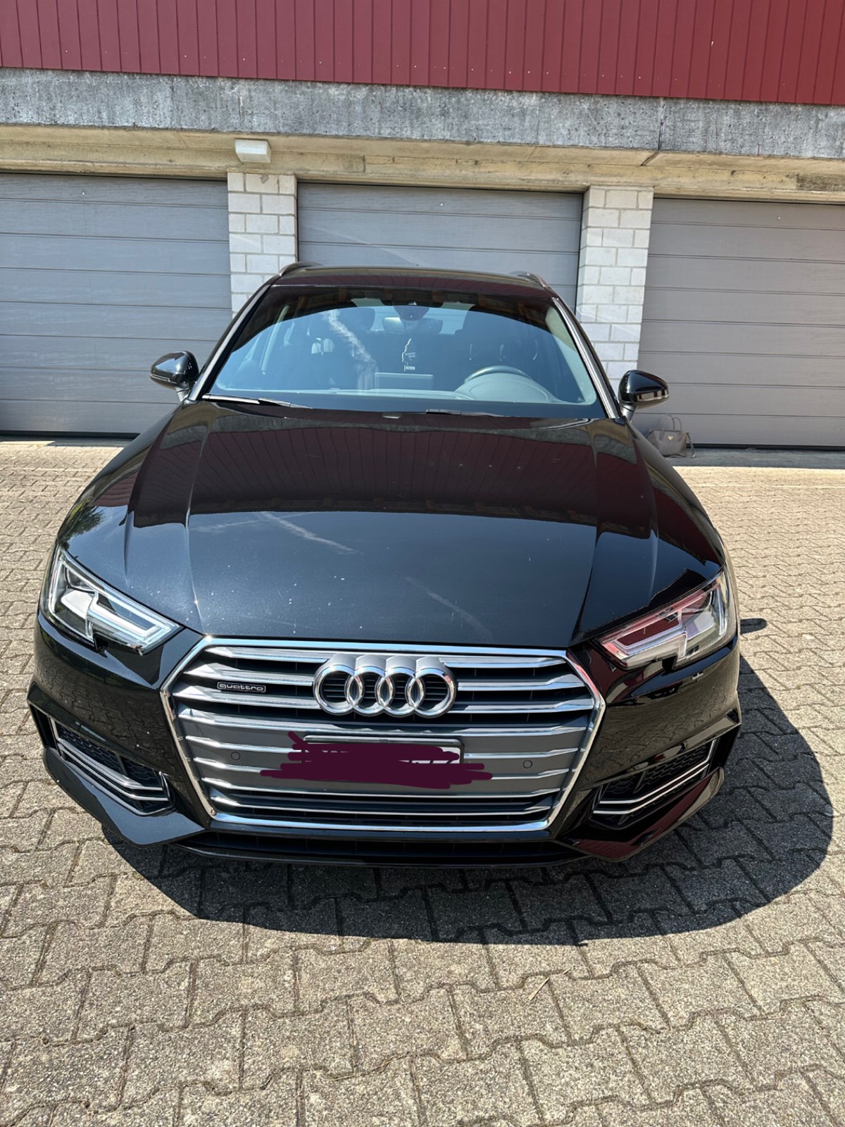 AUDI A4 Avant 3.0 TDI Design quattro tiptronic