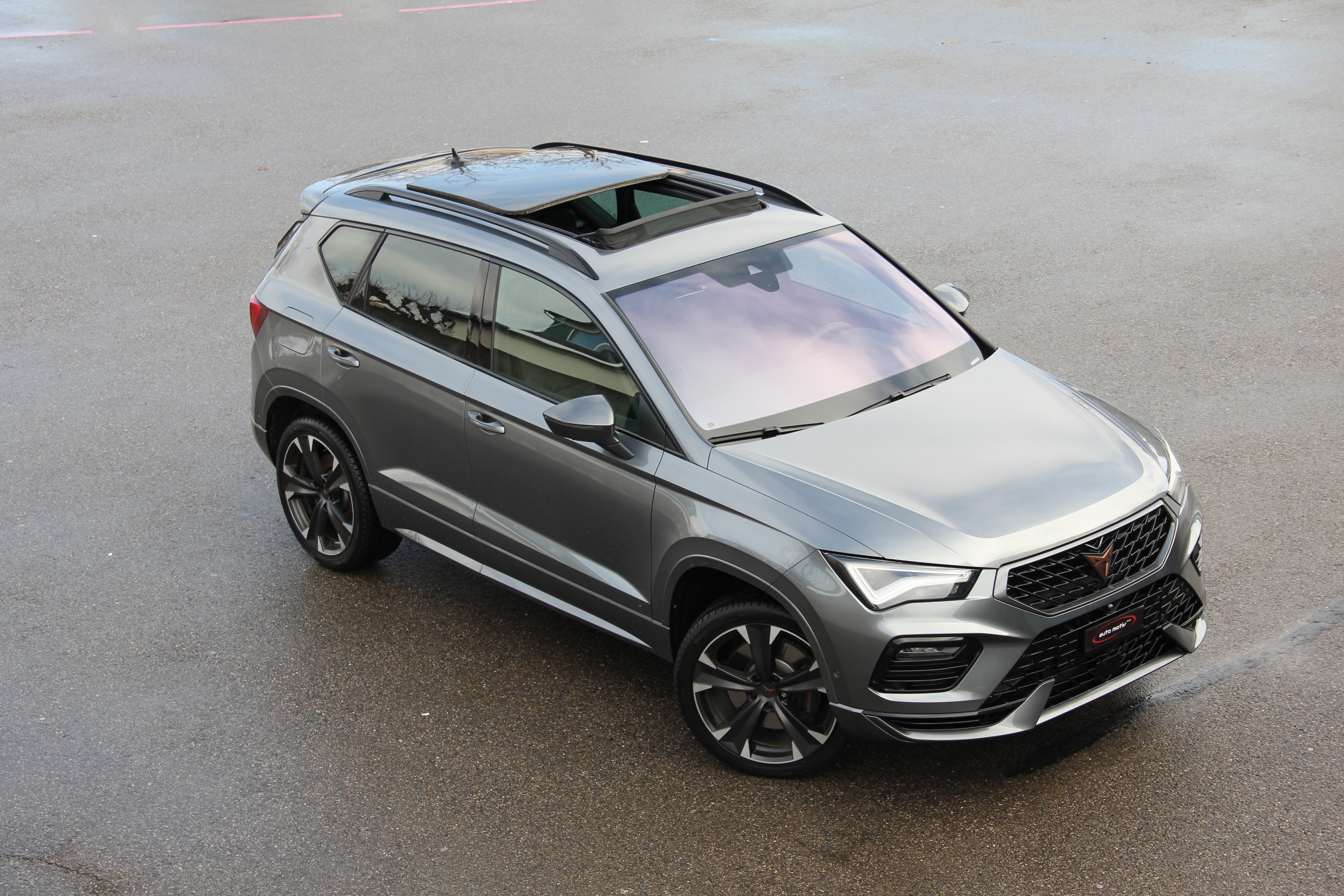 CUPRA Ateca 2.0TSI 4DAteca 2.0TSI 4Drive DSG. *SUPERSPORT-LENKRAD* *ASSISTENTPAKET-XL* *PANORAMADACH* *ANHÄNGERKUPPLUNG*