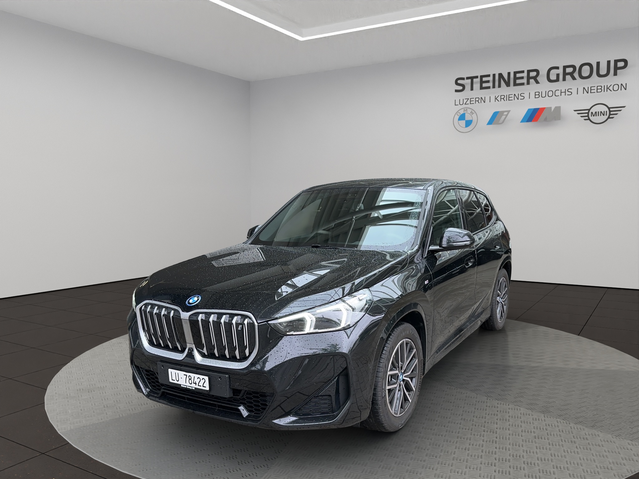 BMW iX1 xDrive 30 M Sport