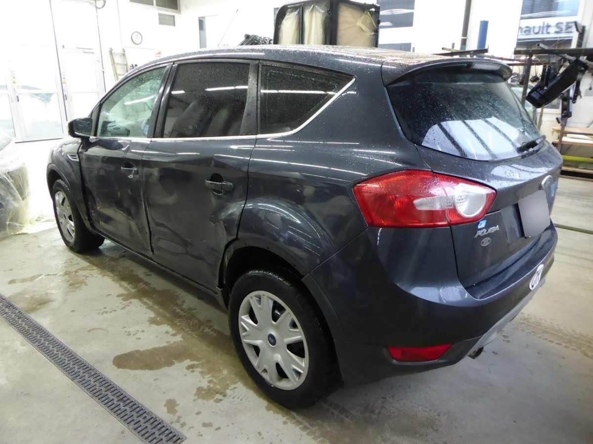 FORD Kuga 2.0 TDCi Carving 4WD