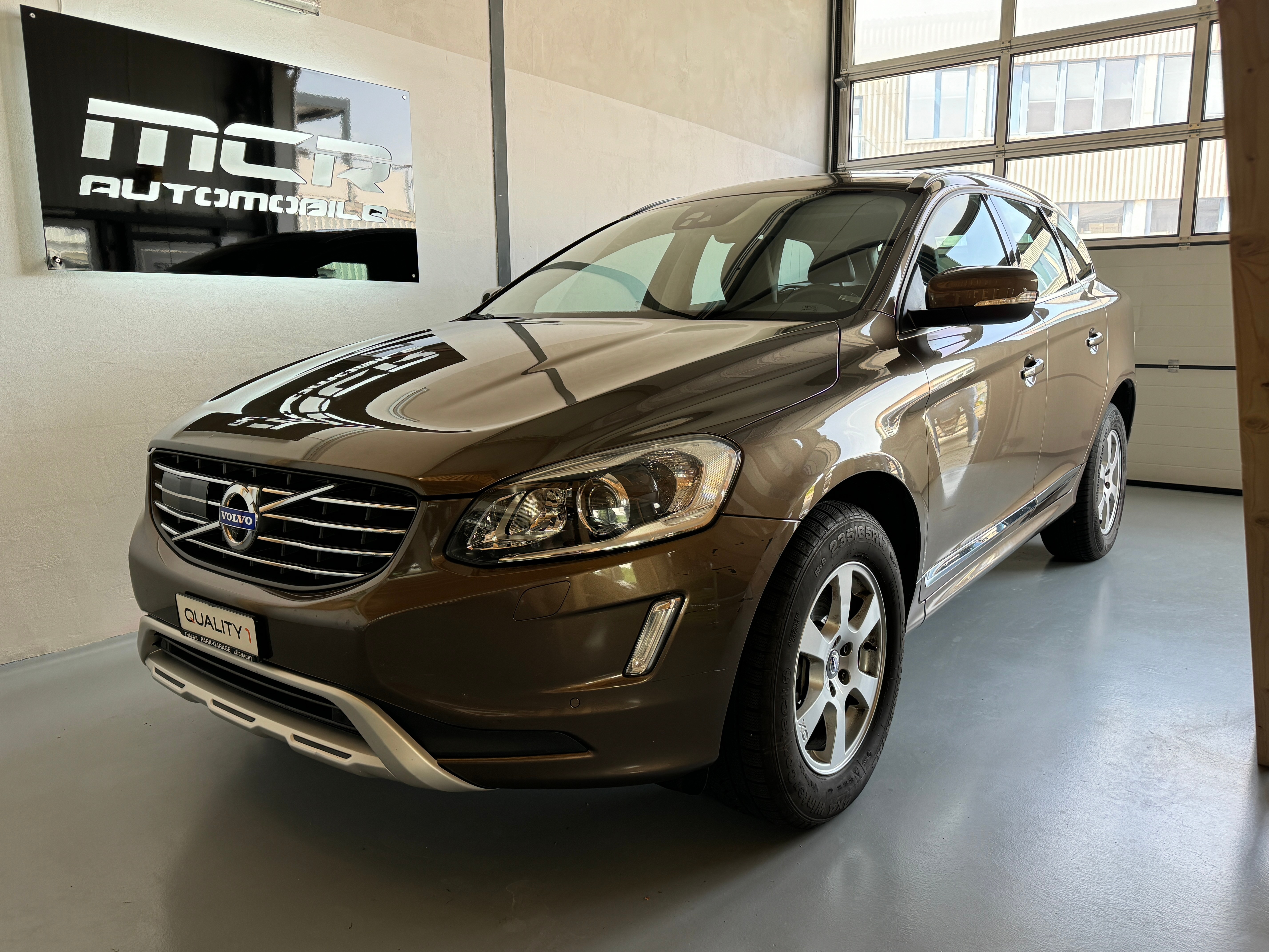 VOLVO XC60 D5 AWD Summum Geartronic