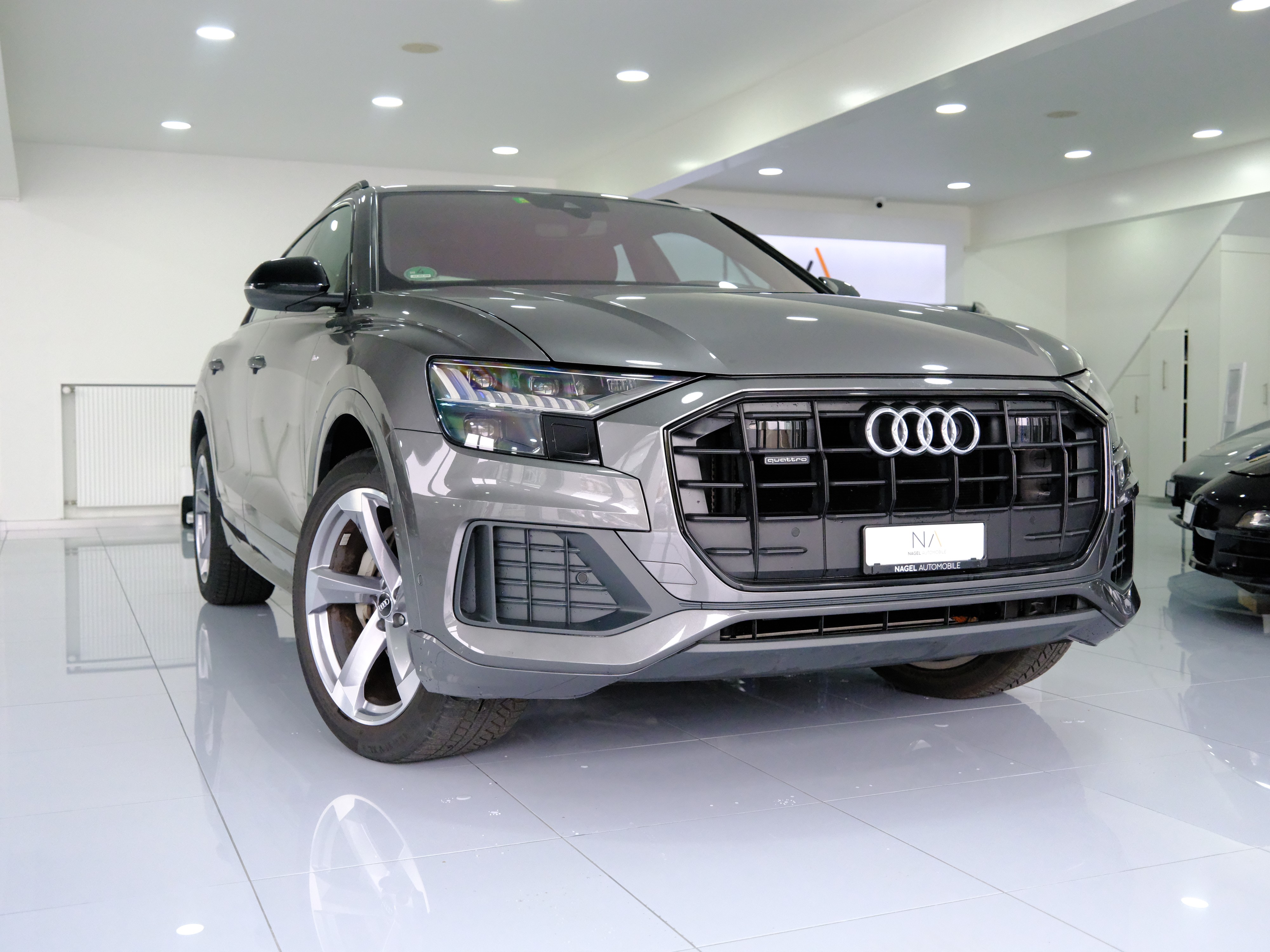 AUDI Q8 50 • S-LINE • TDI quattro tiptronic