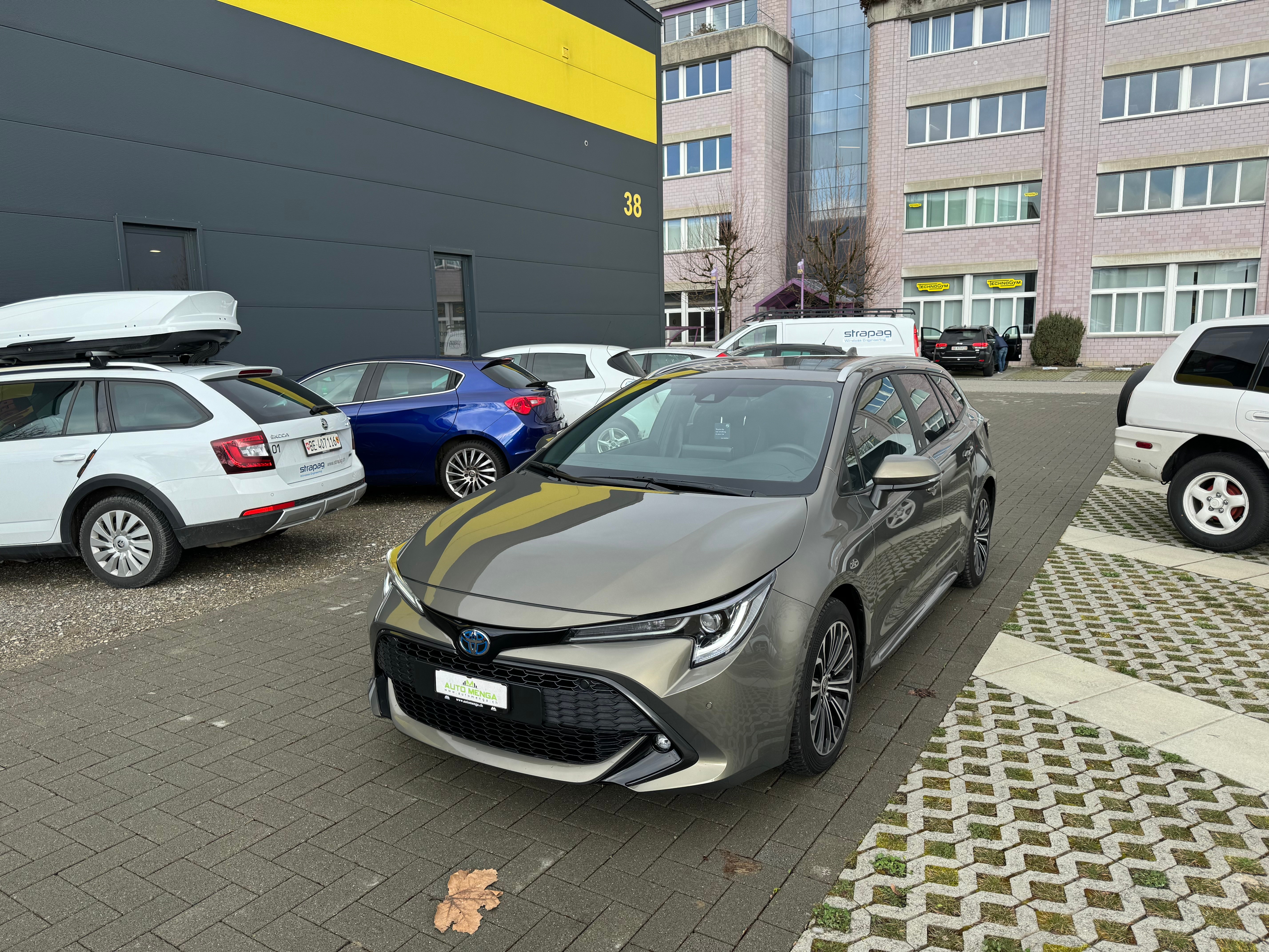 TOYOTA Corolla Touring Sports 2.0 HSD Team D e-CVT