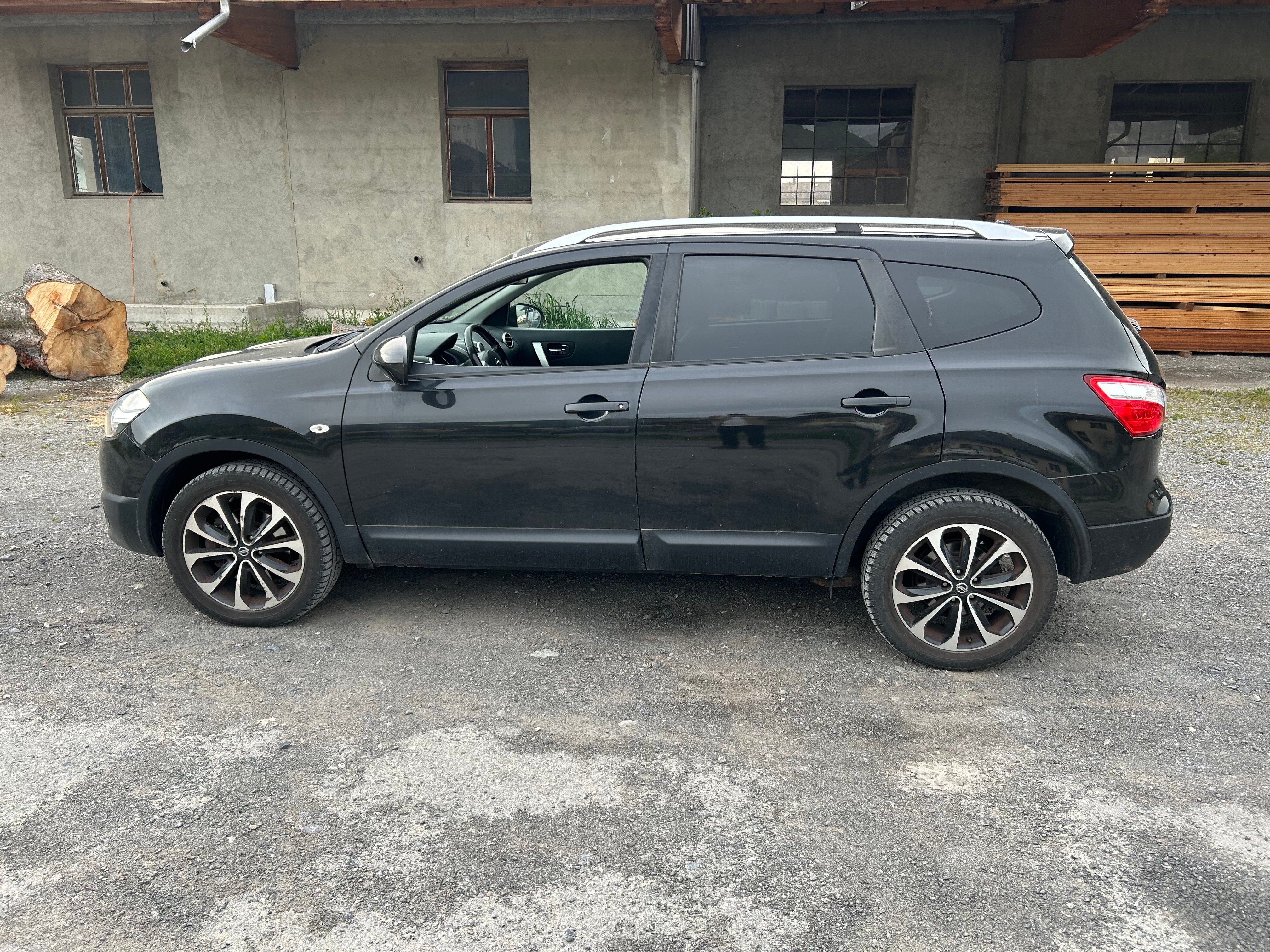 NISSAN Qashqai +2 2.0 dCi 4WD acenta