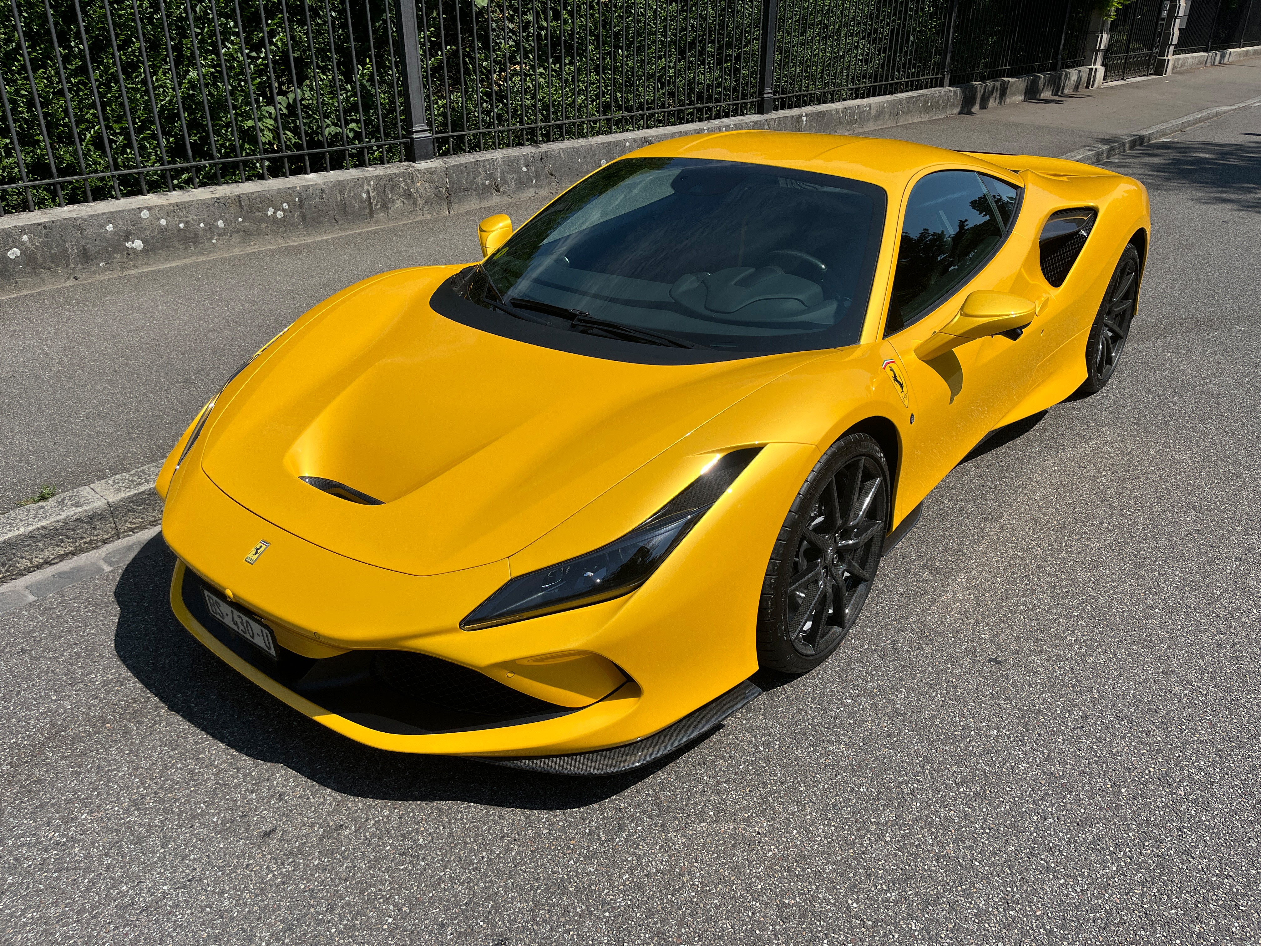 FERRARI F8 Tributo